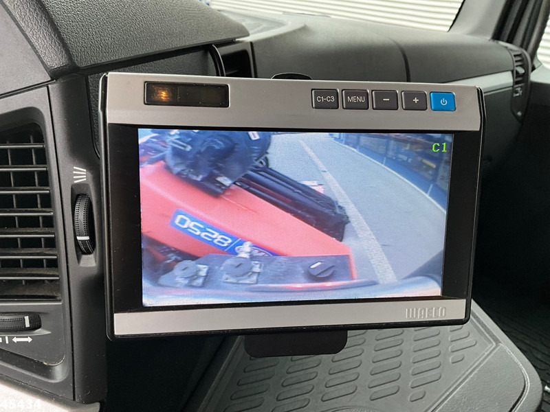 Leasing de Mercedes-Benz Arocs 3251 8x4 Euro 6 Retarder HMF 85 Tonmeter laadkraan Fly-Jib Mercedes-Benz Arocs 3251 8x4 Euro 6 Retarder HMF 85 Tonmeter laadkraan Fly-Jib: foto 16