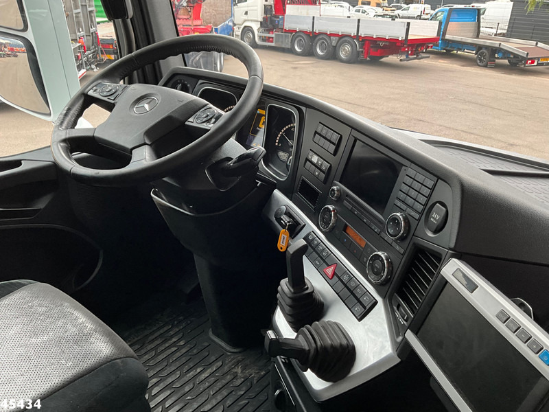 Leasing de Mercedes-Benz Arocs 3251 8x4 Euro 6 Retarder HMF 85 Tonmeter laadkraan Fly-Jib Mercedes-Benz Arocs 3251 8x4 Euro 6 Retarder HMF 85 Tonmeter laadkraan Fly-Jib: foto 13
