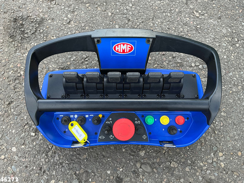 Camión volquete, Camión grúa Mercedes-Benz Arocs 3743 8x4 Euro 6 HMF 19 Tonmeter Elektrisch/Hydraulisch aangedreven Z-kraan: foto 11