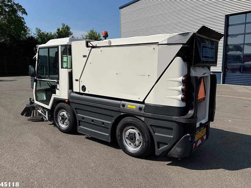 Schmidt Swingo Compact 200 Euro 6 - Barredora vial: foto 5 Schmidt Swingo Compact 200 Euro 6 - Barredora vial: foto 5