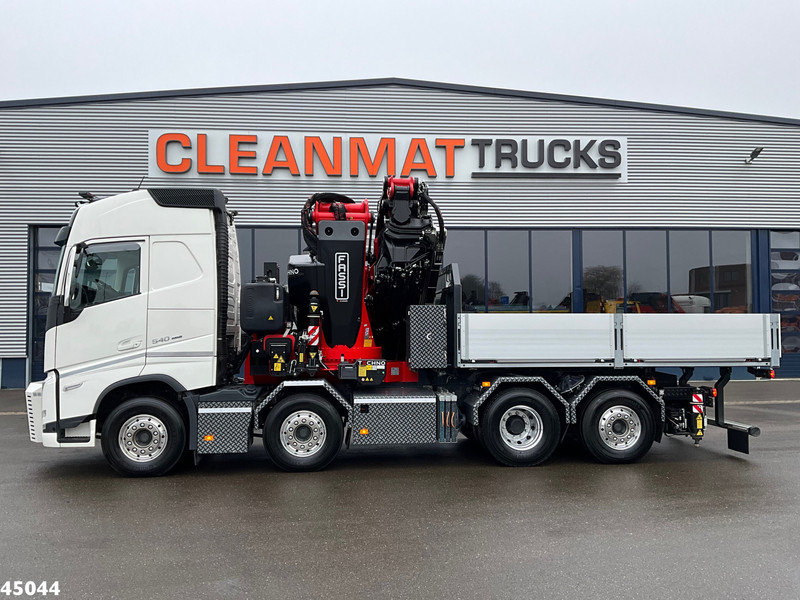 Volvo FH 540 8x2 Fassi 145 Tonmeter laadkraan + Fly-JIb Just 7.187 Km! Demo voertuig! - Camión grúa: foto 2 Volvo FH 540 8x2 Fassi 145 Tonmeter laadkraan + Fly-JIb Just 7.187 Km! Demo voertuig! - Camión grúa: foto 2