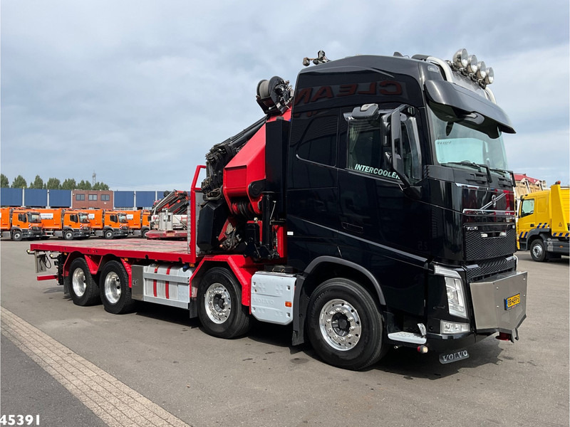 Volvo FH 540 8x4 HMF 85 Tonmeter laadkraan + Fly-Jib Just 222.786 km! - Camión grúa: foto 3 Volvo FH 540 8x4 HMF 85 Tonmeter laadkraan + Fly-Jib Just 222.786 km! - Camión grúa: foto 3
