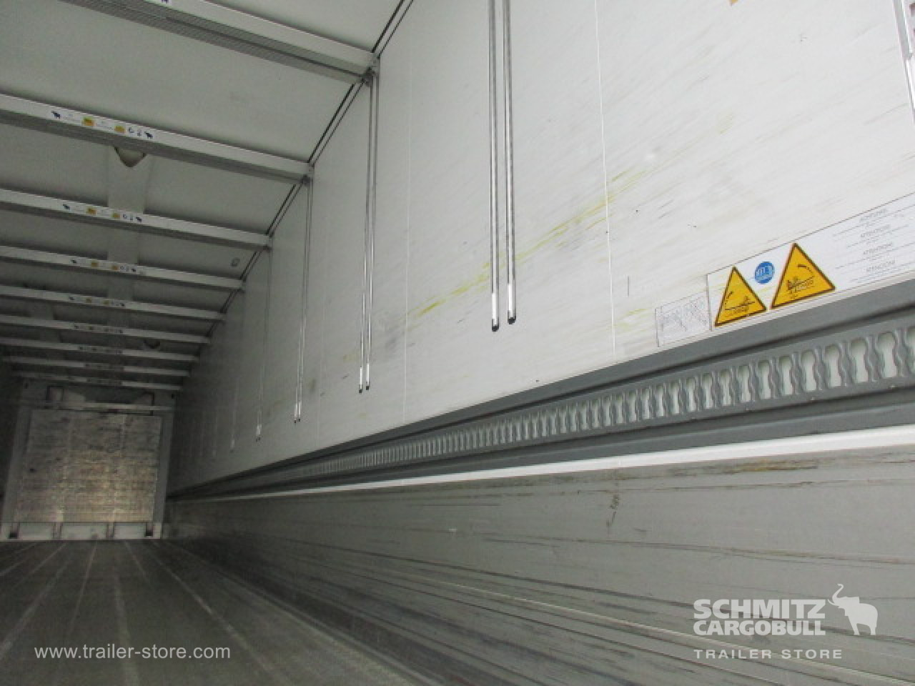 SCHMITZ Reefer Standard Double deck - Semirremolque isotérmico: foto 4 SCHMITZ Reefer Standard Double deck - Semirremolque isotérmico: foto 4