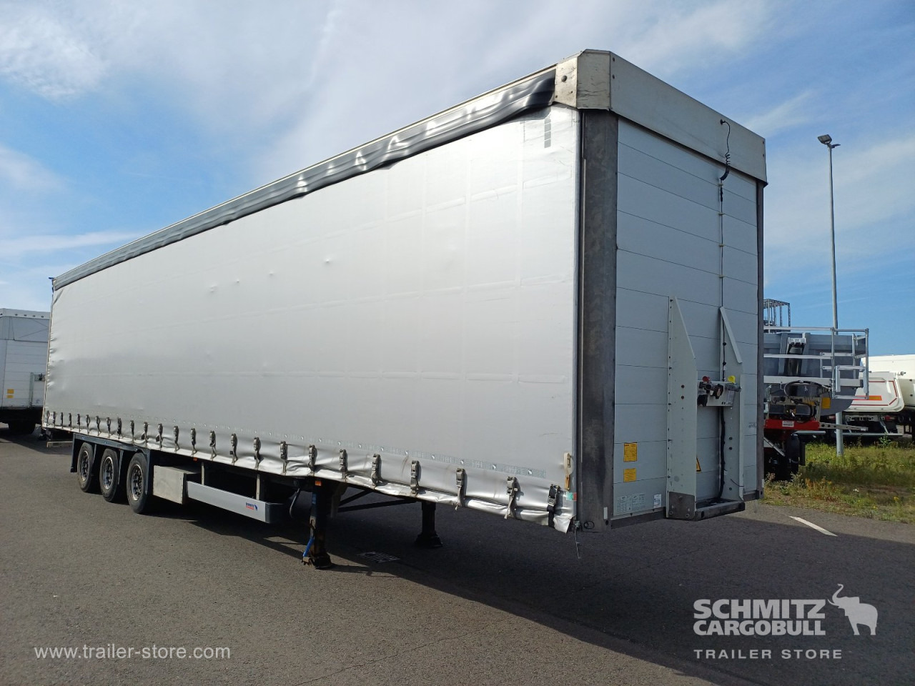 SCHMITZ Auflieger Curtainsider Mega - Semirremolque lona: foto 1 SCHMITZ Auflieger Curtainsider Mega - Semirremolque lona: foto 1