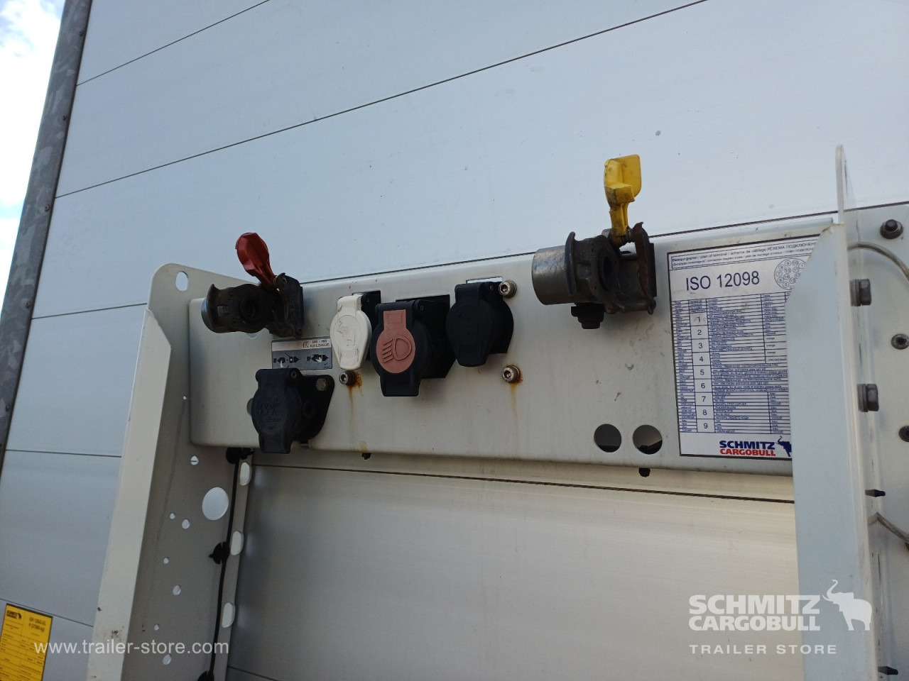 SCHMITZ Auflieger Curtainsider Mega - Semirremolque lona: foto 2 SCHMITZ Auflieger Curtainsider Mega - Semirremolque lona: foto 2