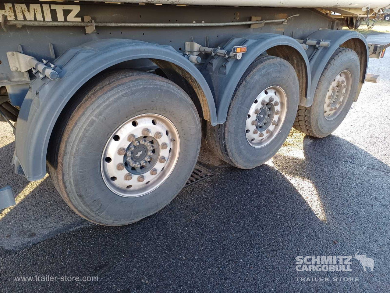 SCHMITZ Auflieger Kipper Alukastenmulde 44m³ - Semirremolque volquete: foto 2 SCHMITZ Auflieger Kipper Alukastenmulde 44m³ - Semirremolque volquete: foto 2