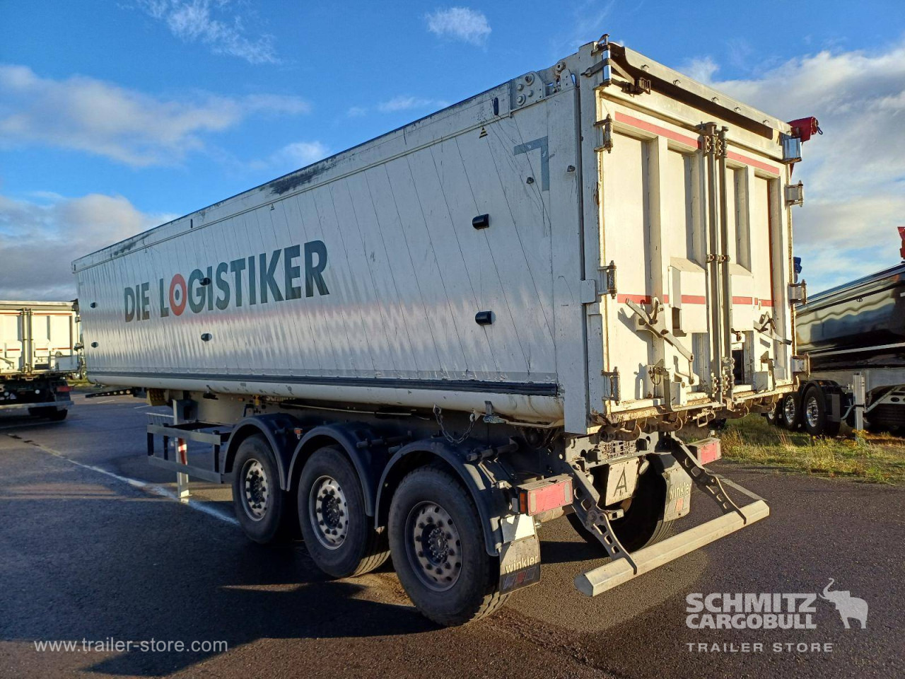 SCHMITZ Auflieger Kipper Alukastenmulde 44m³ - Semirremolque volquete: foto 4 SCHMITZ Auflieger Kipper Alukastenmulde 44m³ - Semirremolque volquete: foto 4