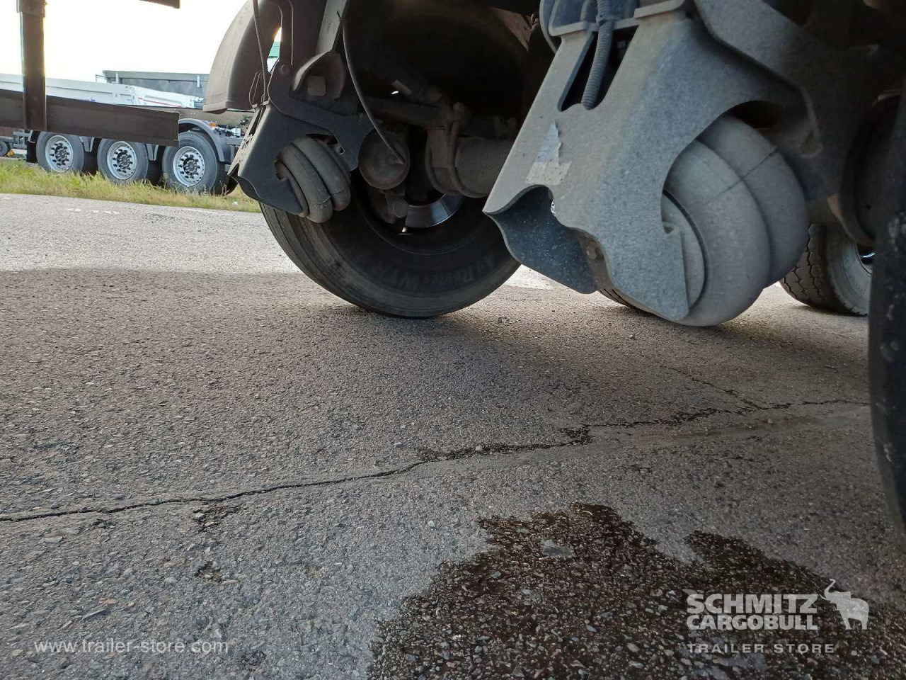 SCHMITZ Auflieger Kipper Alukastenmulde 44m³ - Semirremolque volquete: foto 3 SCHMITZ Auflieger Kipper Alukastenmulde 44m³ - Semirremolque volquete: foto 3