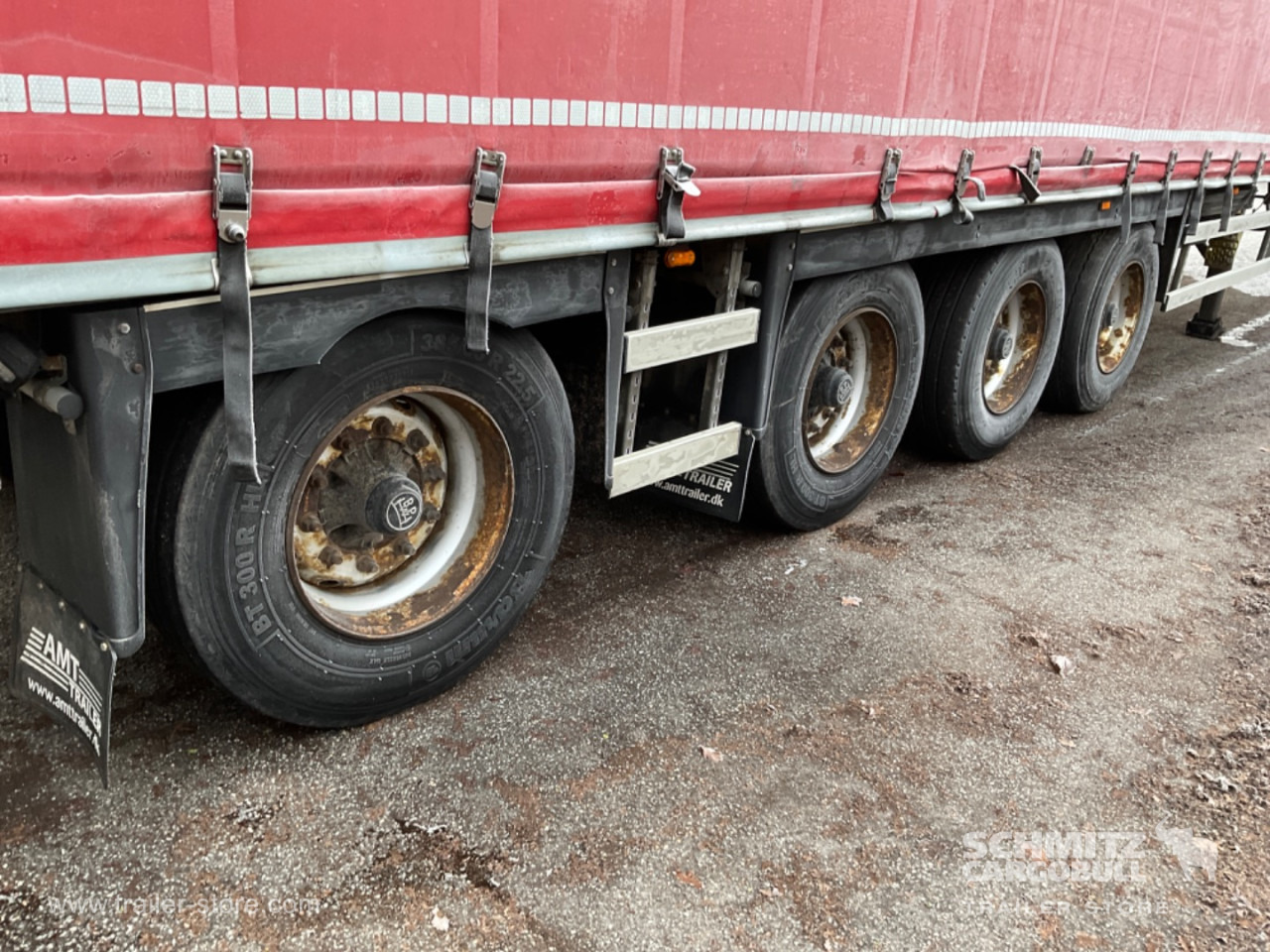 Curtainsider Standard Forklift holder - Semirremolque lona: foto 2 Curtainsider Standard Forklift holder - Semirremolque lona: foto 2