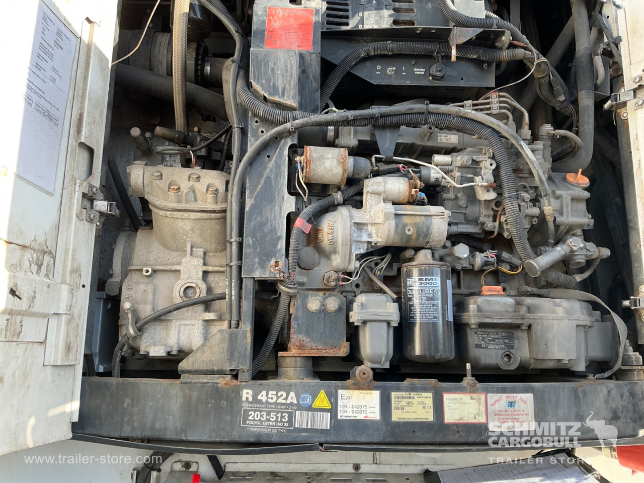 KRONE Reefer Standard - Semirremolque isotérmico: foto 2 KRONE Reefer Standard - Semirremolque isotérmico: foto 2