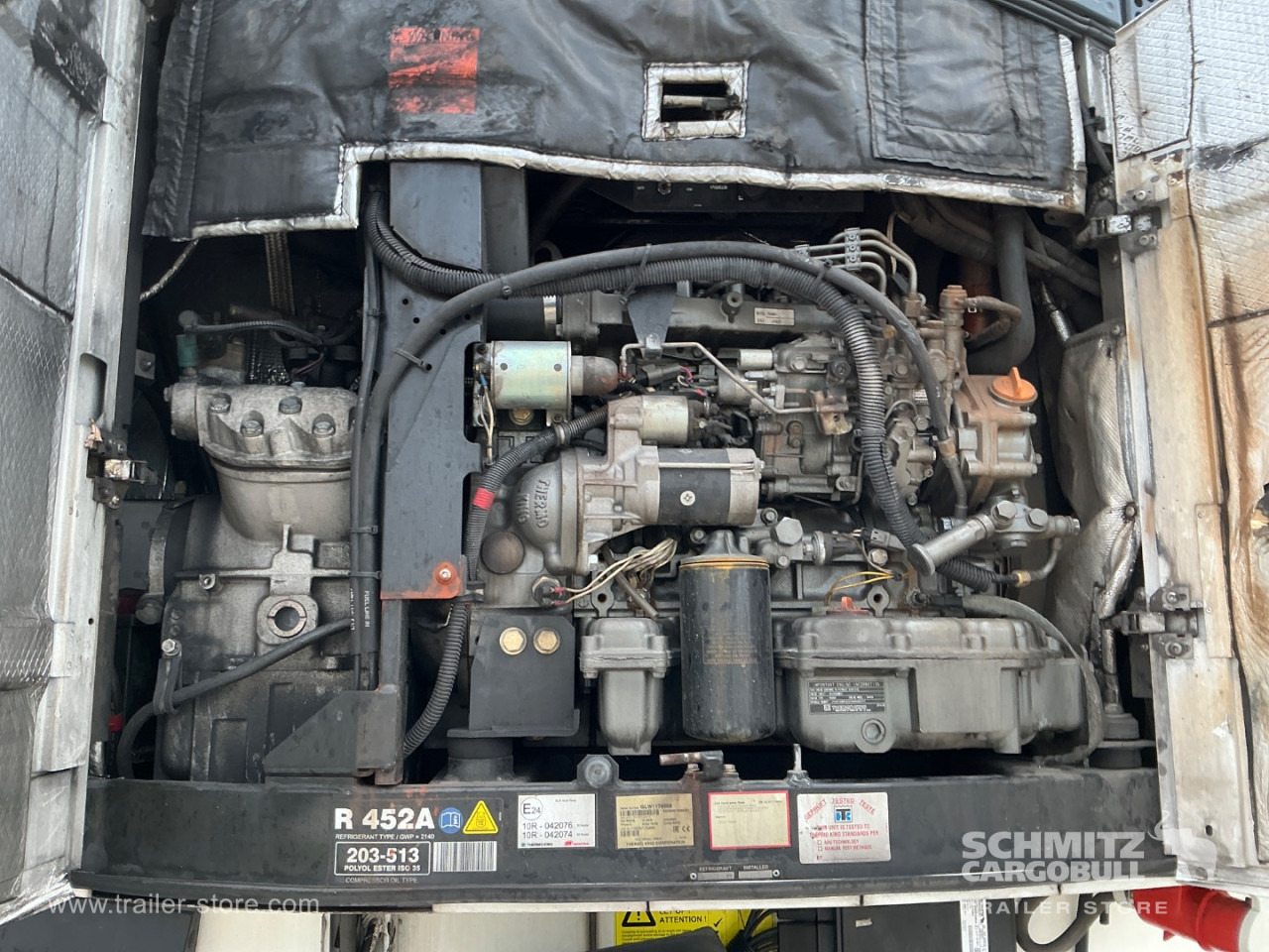 KRONE Reefer Standard Taillift - Semirremolque isotérmico: foto 2 KRONE Reefer Standard Taillift - Semirremolque isotérmico: foto 2