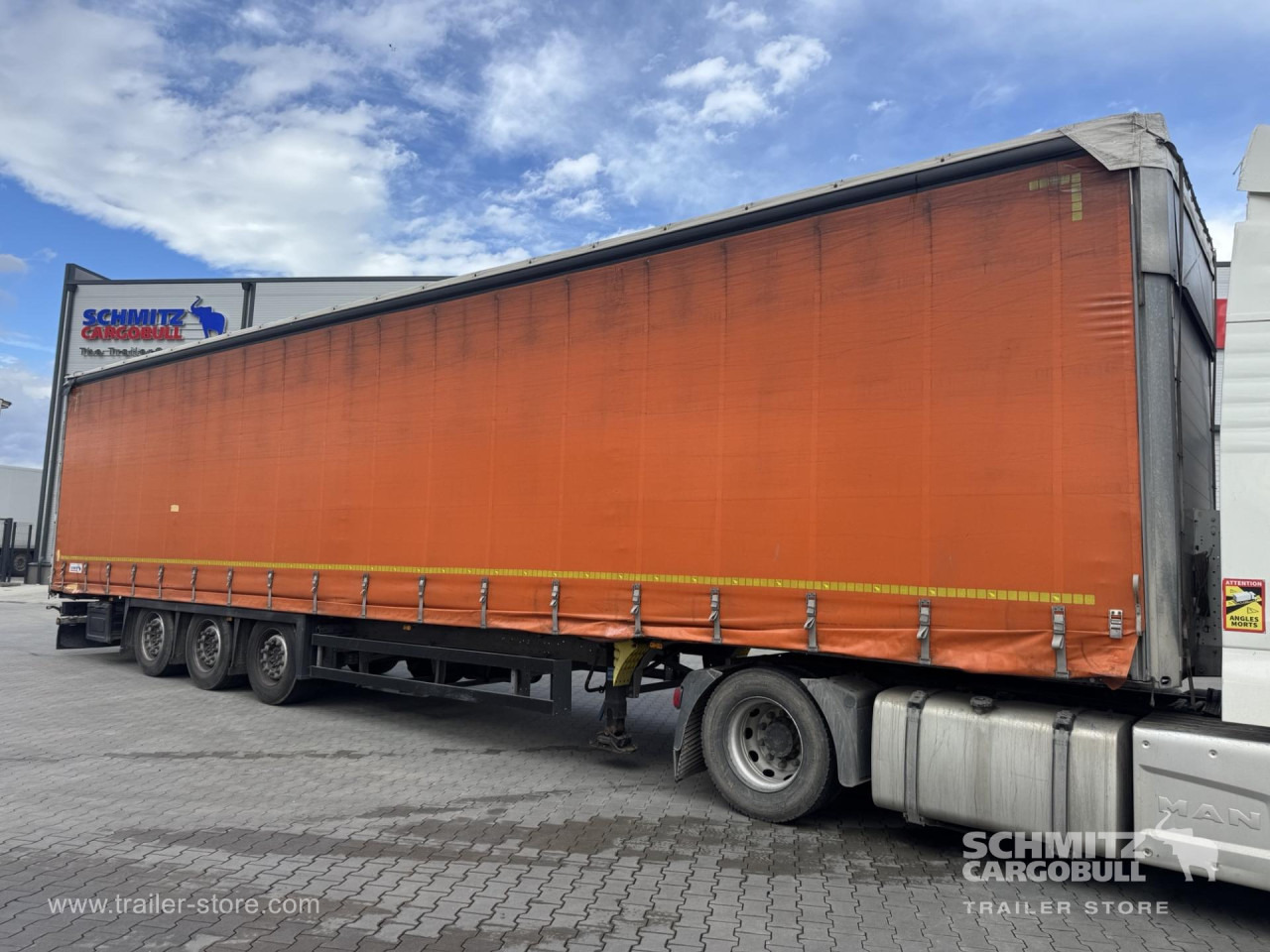 SCHMITZ Curtainsider Mega - Semirremolque lona: foto 1 SCHMITZ Curtainsider Mega - Semirremolque lona: foto 1