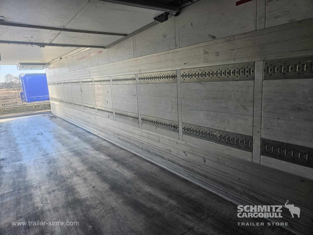 SCHMITZ Reefer Multitemp - Semirremolque isotérmico: foto 4 SCHMITZ Reefer Multitemp - Semirremolque isotérmico: foto 4