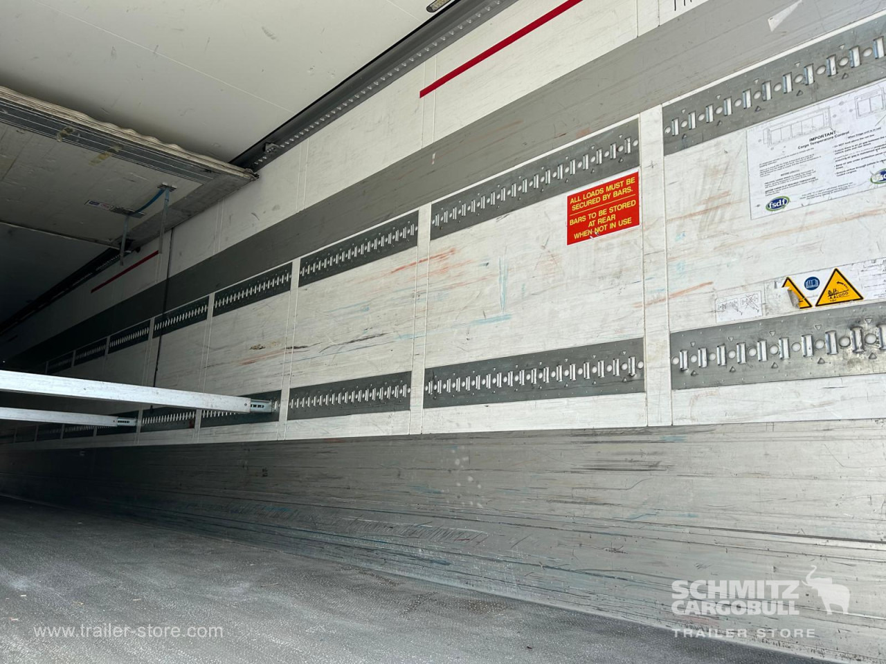 SCHMITZ Reefer Multitemp - Semirremolque isotérmico: foto 4 SCHMITZ Reefer Multitemp - Semirremolque isotérmico: foto 4