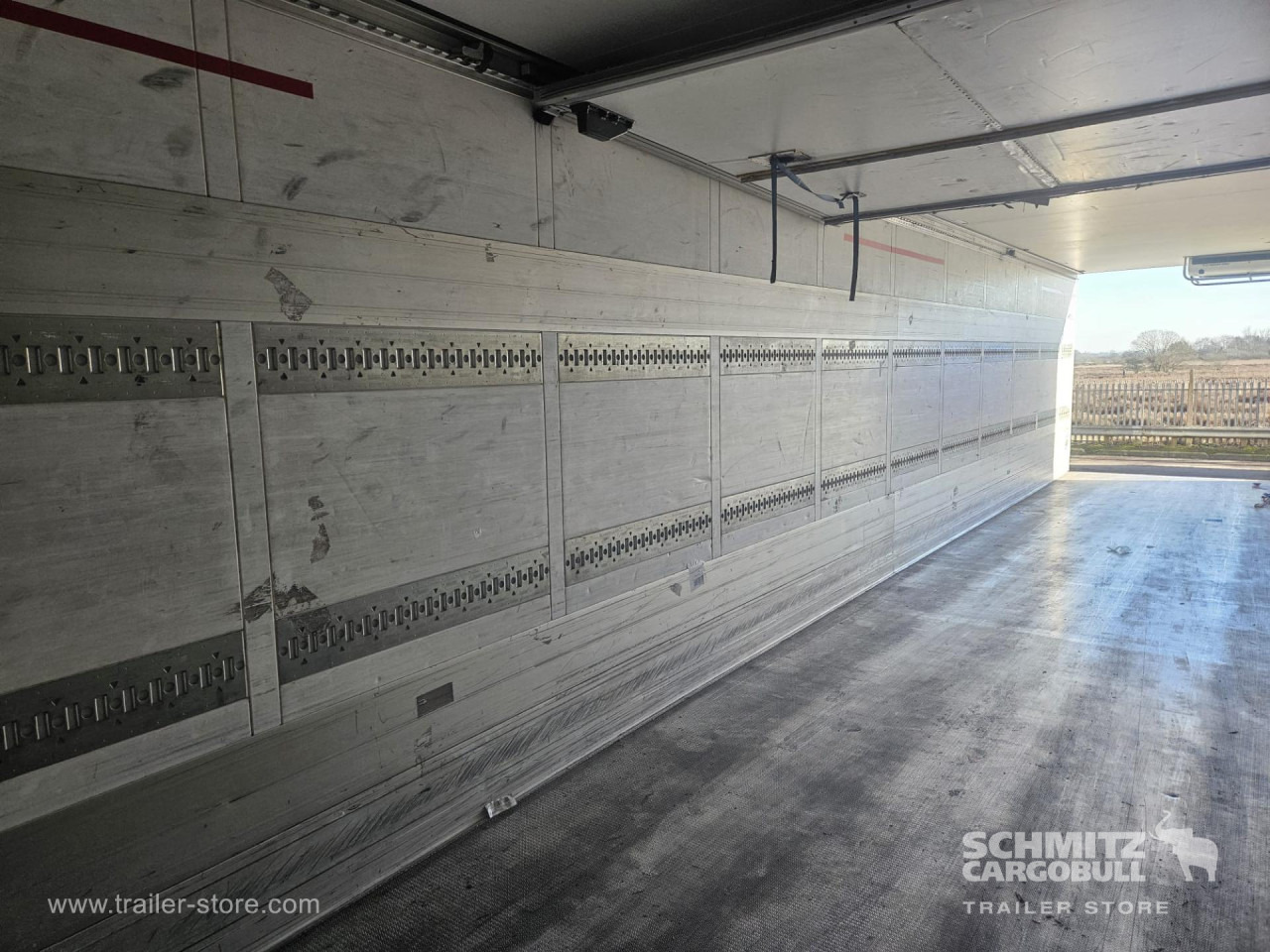 SCHMITZ Reefer Multitemp - Semirremolque isotérmico: foto 3 SCHMITZ Reefer Multitemp - Semirremolque isotérmico: foto 3