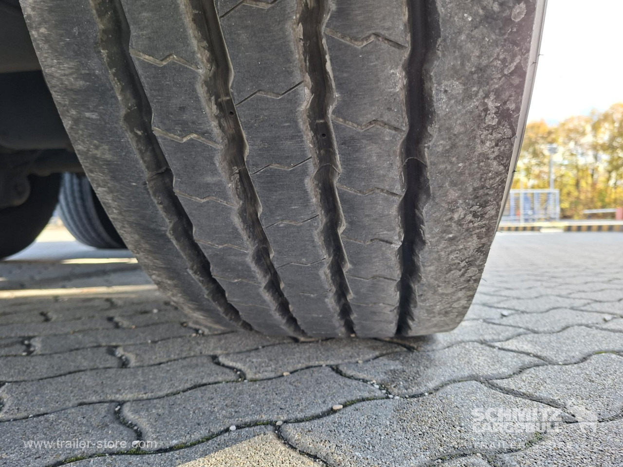 SCHMITZ Mélyhűtő koffer Multitemp - Semirremolque isotérmico: foto 5 SCHMITZ Mélyhűtő koffer Multitemp - Semirremolque isotérmico: foto 5