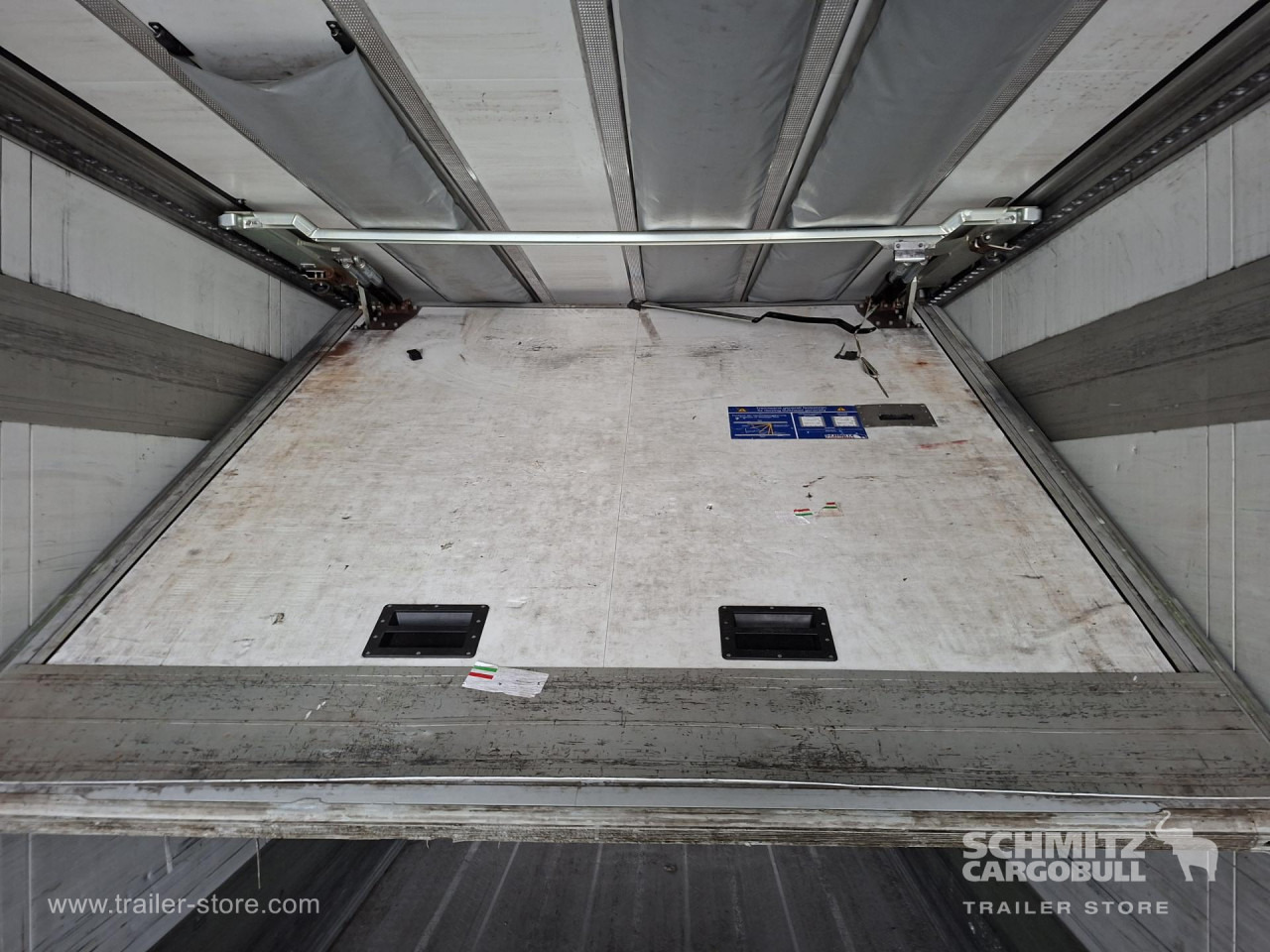 SCHMITZ Reefer Multitemp - Semirremolque isotérmico: foto 2 SCHMITZ Reefer Multitemp - Semirremolque isotérmico: foto 2