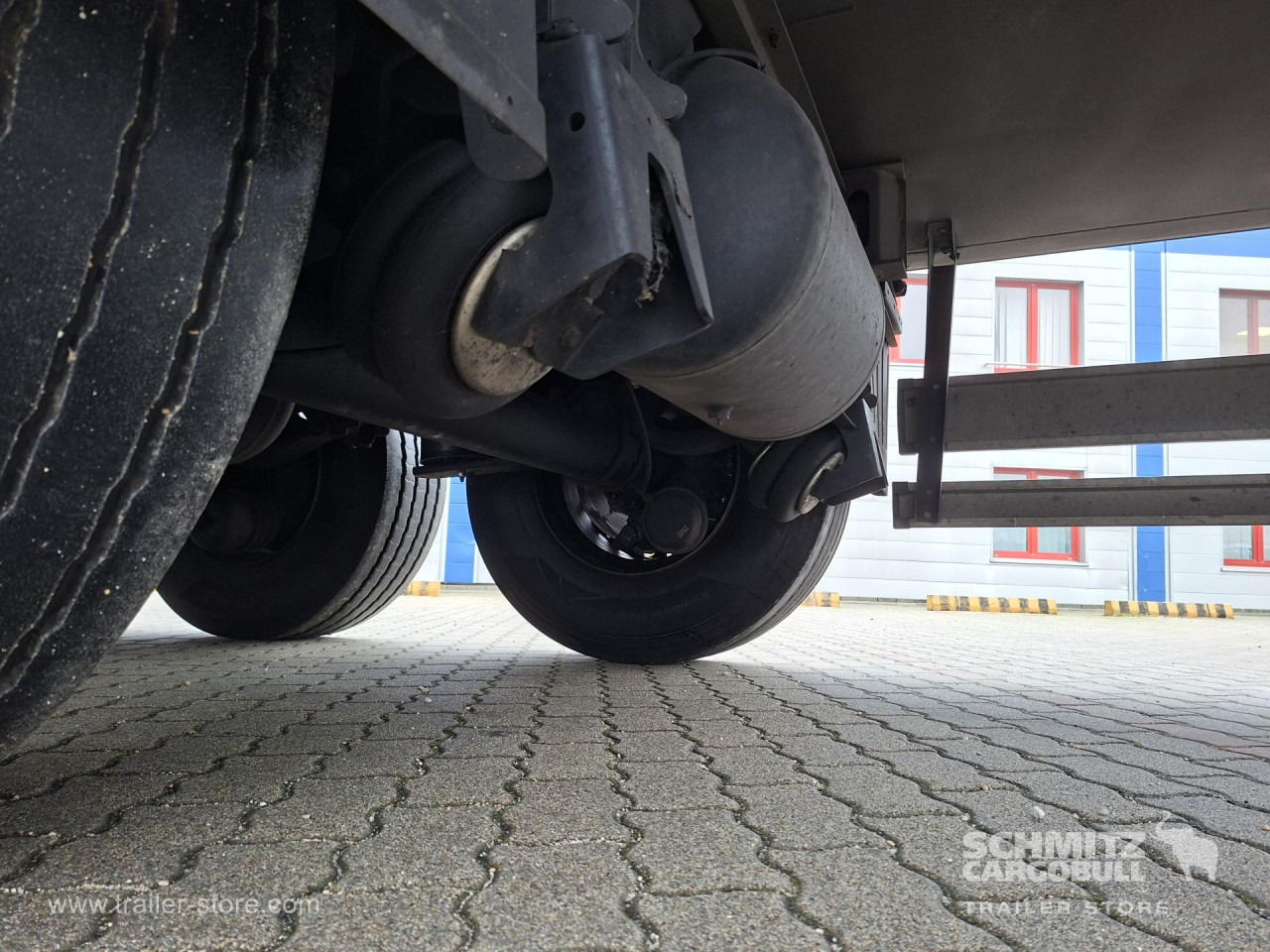 SCHMITZ Reefer Multitemp - Semirremolque isotérmico: foto 5 SCHMITZ Reefer Multitemp - Semirremolque isotérmico: foto 5