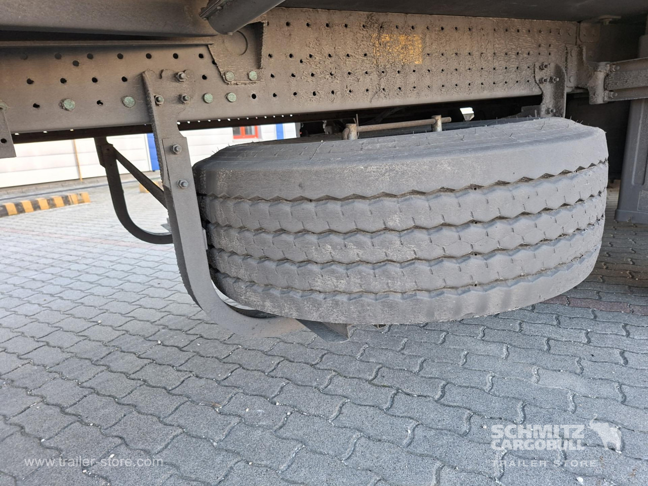 SCHMITZ Reefer Multitemp - Semirremolque isotérmico: foto 5 SCHMITZ Reefer Multitemp - Semirremolque isotérmico: foto 5