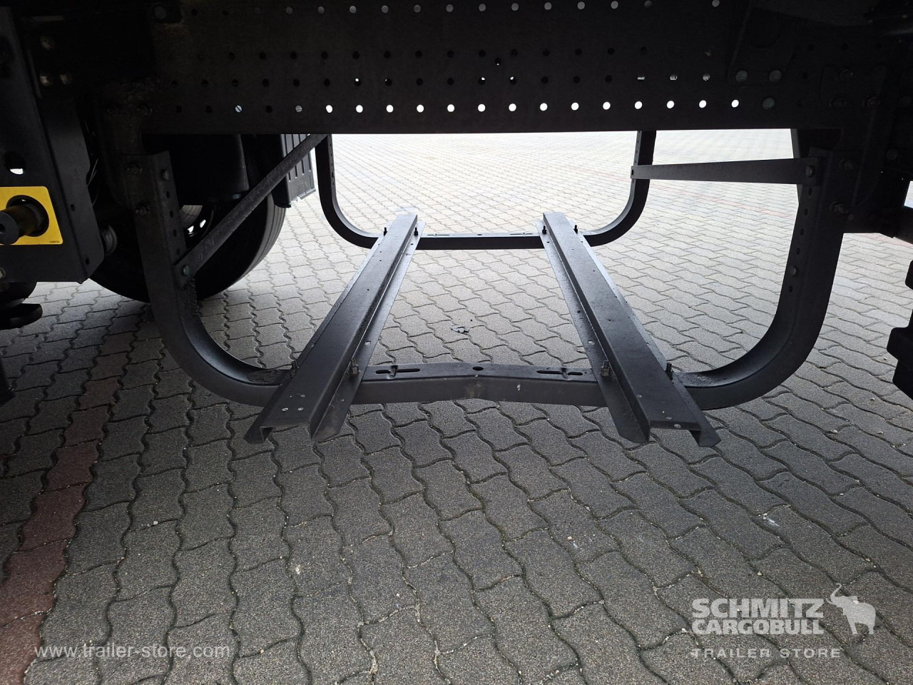 SCHMITZ Reefer Standard Double deck - Semirremolque isotérmico: foto 2 SCHMITZ Reefer Standard Double deck - Semirremolque isotérmico: foto 2