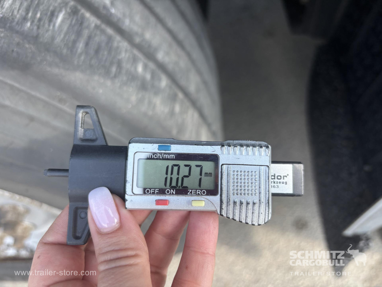 Semirremolque lona SCHMITZ Curtainsider Standard: foto 12 Semirremolque lona SCHMITZ Curtainsider Standard: foto 12