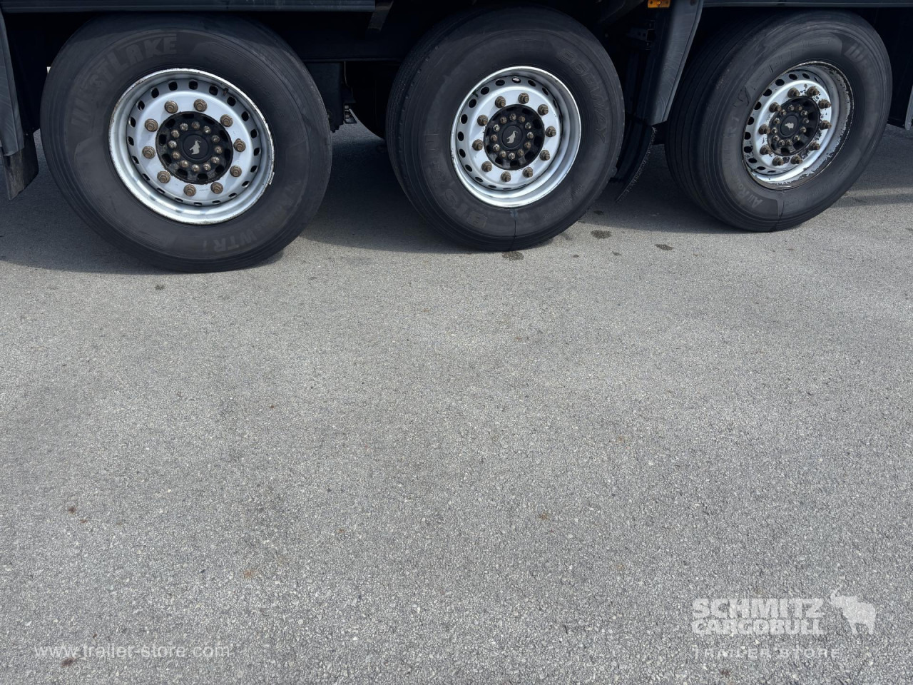 Semirremolque lona SCHMITZ Curtainsider Standard: foto 8 Semirremolque lona SCHMITZ Curtainsider Standard: foto 8