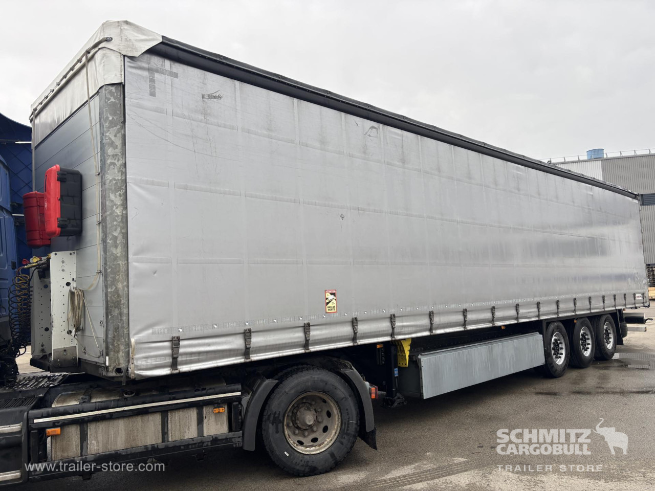 Semirremolque lona SCHMITZ Curtainsider Standard: foto 8 Semirremolque lona SCHMITZ Curtainsider Standard: foto 8