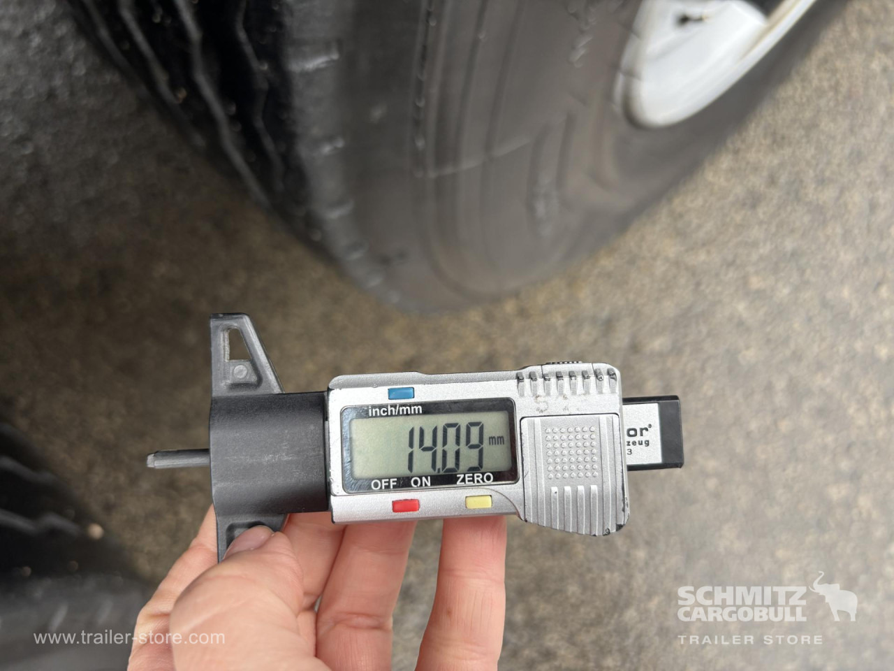 SCHMITZ Curtainsider Standard - Semirremolque lona: foto 4 SCHMITZ Curtainsider Standard - Semirremolque lona: foto 4