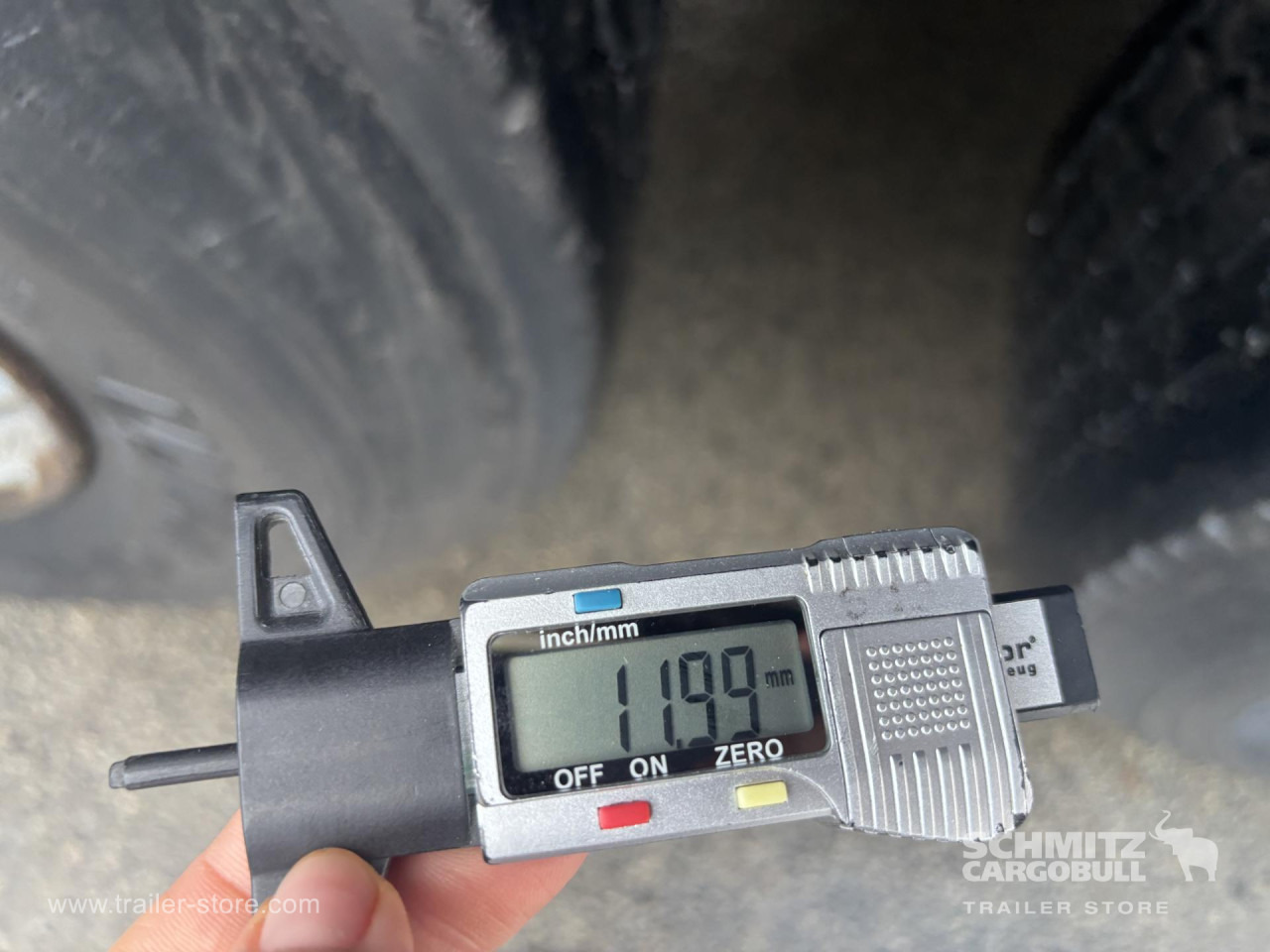 SCHMITZ Reefer Standard - Semirremolque isotérmico: foto 3 SCHMITZ Reefer Standard - Semirremolque isotérmico: foto 3