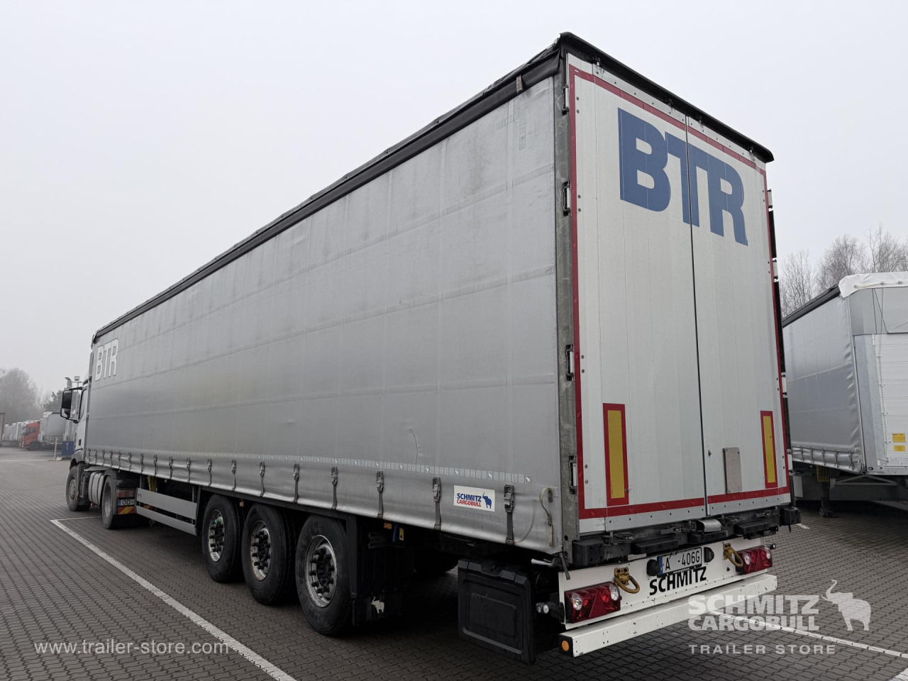 SCHMITZ Curtainsider Standard - Semirremolque lona: foto 3 SCHMITZ Curtainsider Standard - Semirremolque lona: foto 3