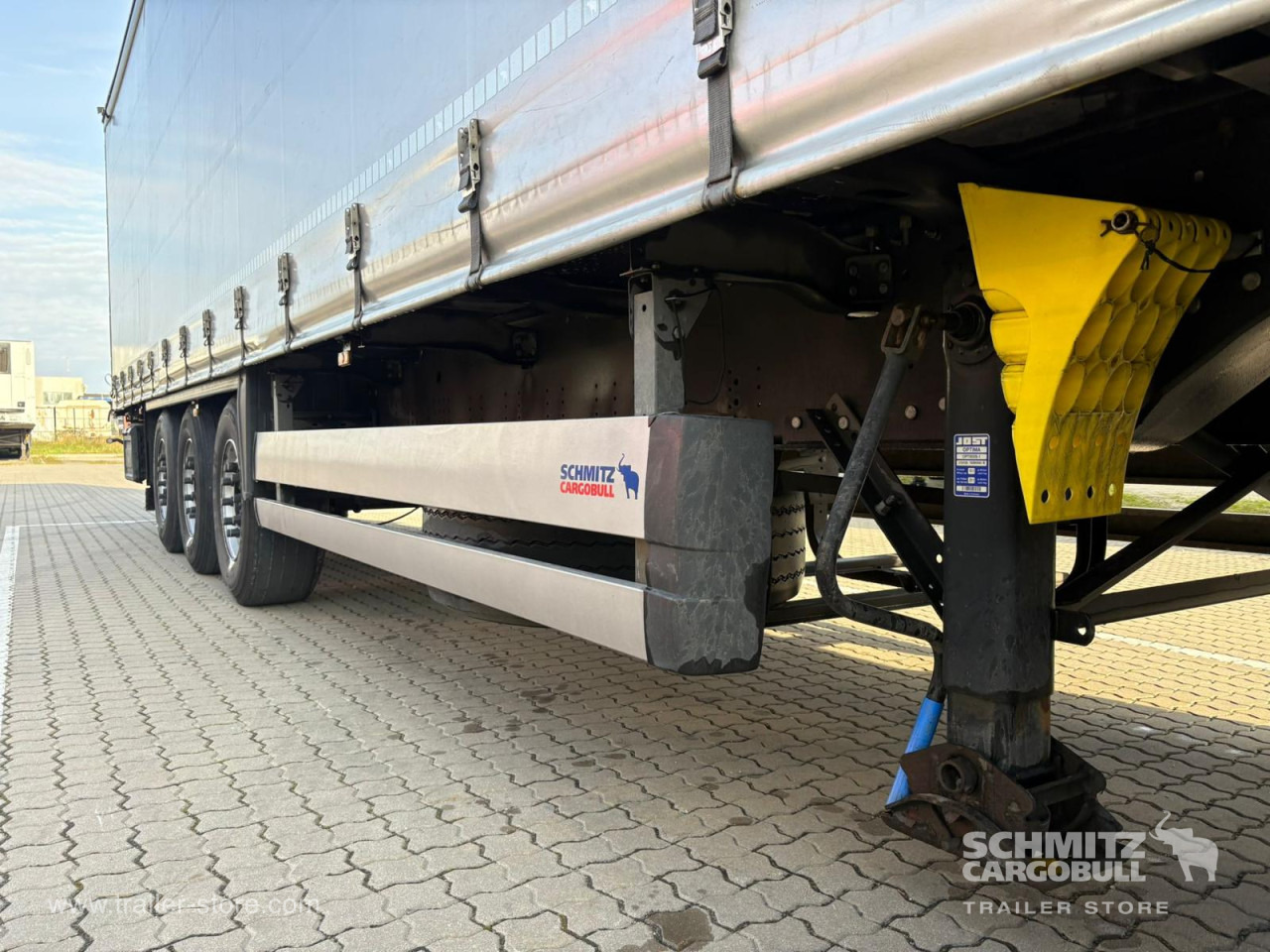 SCHMITZ Curtainsider Standard - Semirremolque lona: foto 4 SCHMITZ Curtainsider Standard - Semirremolque lona: foto 4