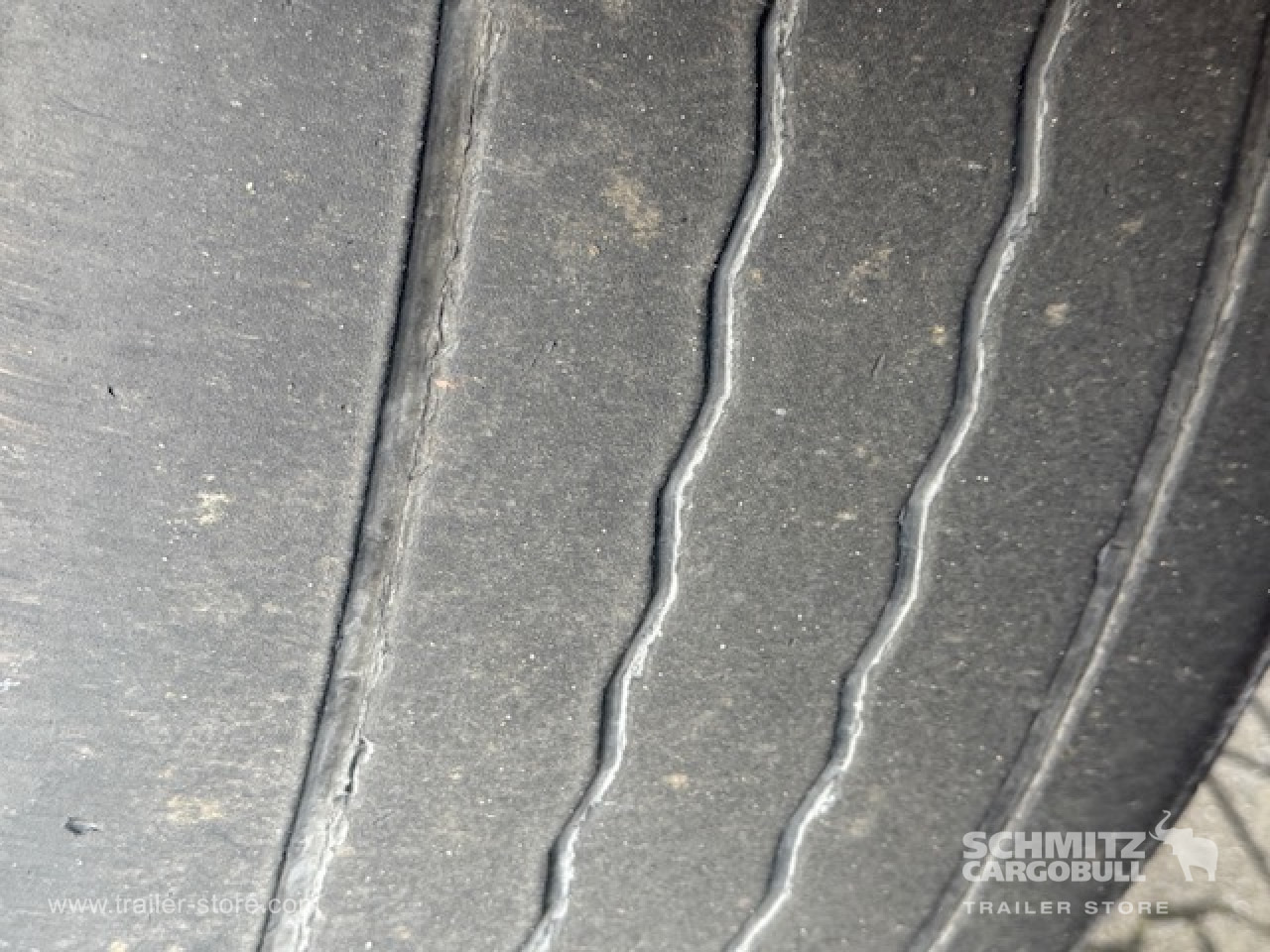 SCHMITZ Oplegger Vries Standard - Semirremolque isotérmico: foto 4 SCHMITZ Oplegger Vries Standard - Semirremolque isotérmico: foto 4