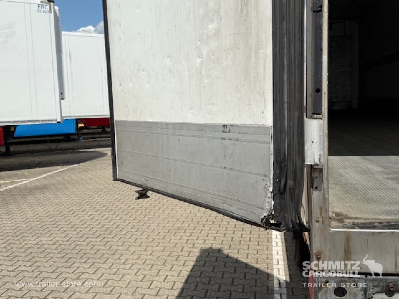SCHMITZ Oplegger Vries Standard - Semirremolque isotérmico: foto 4 SCHMITZ Oplegger Vries Standard - Semirremolque isotérmico: foto 4