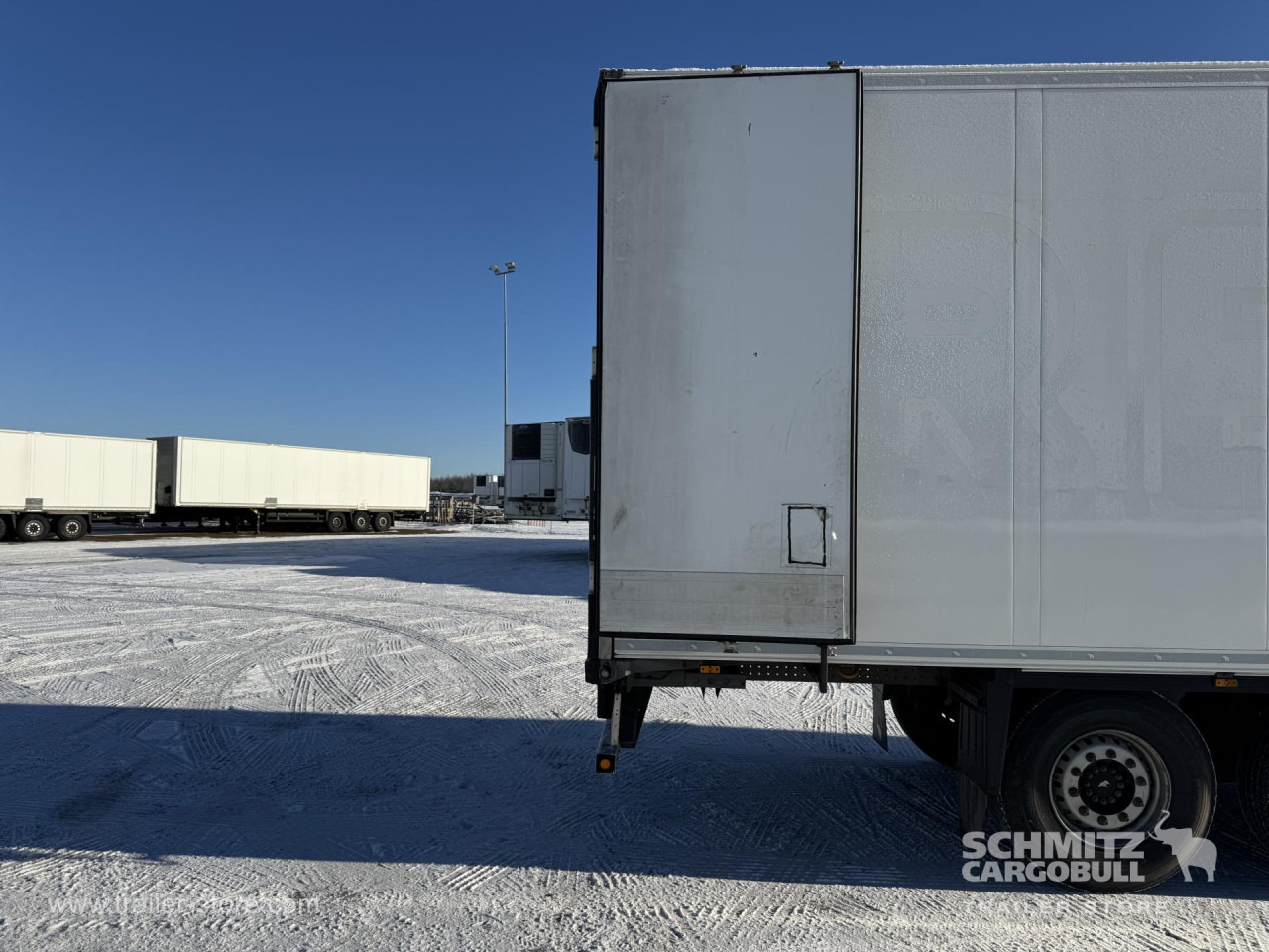 SCHMITZ Reefer Multitemp Double deck - Semirremolque isotérmico: foto 2 SCHMITZ Reefer Multitemp Double deck - Semirremolque isotérmico: foto 2