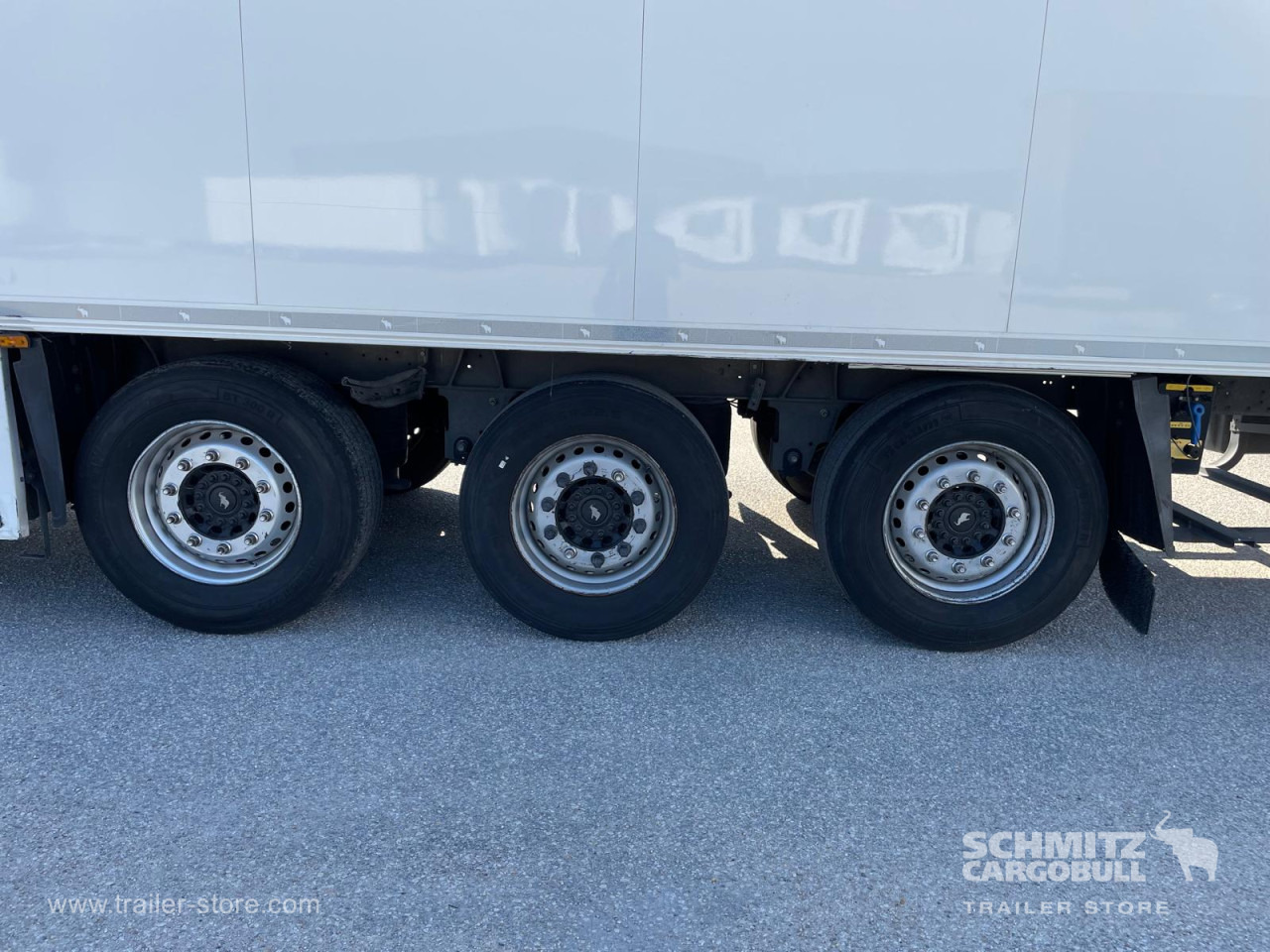 SCHMITZ Reefer Standard - Semirremolque isotérmico: foto 2 SCHMITZ Reefer Standard - Semirremolque isotérmico: foto 2
