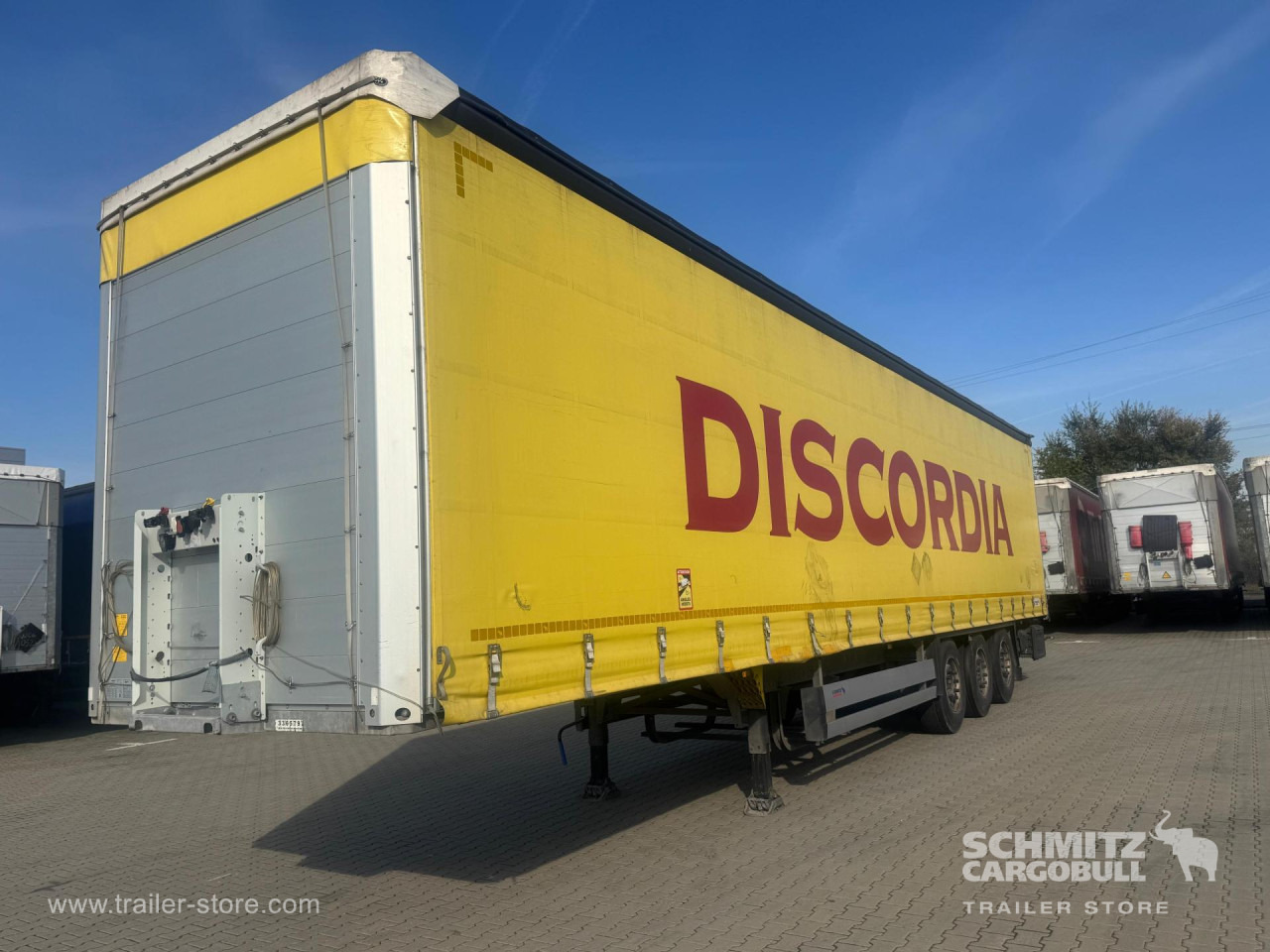 SCHMITZ Curtainsider Standard - Semirremolque lona: foto 1 SCHMITZ Curtainsider Standard - Semirremolque lona: foto 1
