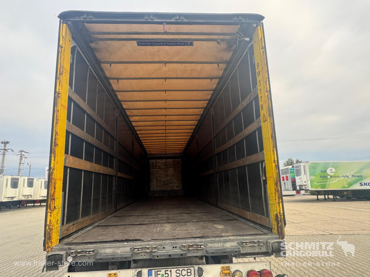 Leasing de SCHMITZ Curtainsider Standard SCHMITZ Curtainsider Standard: foto 7