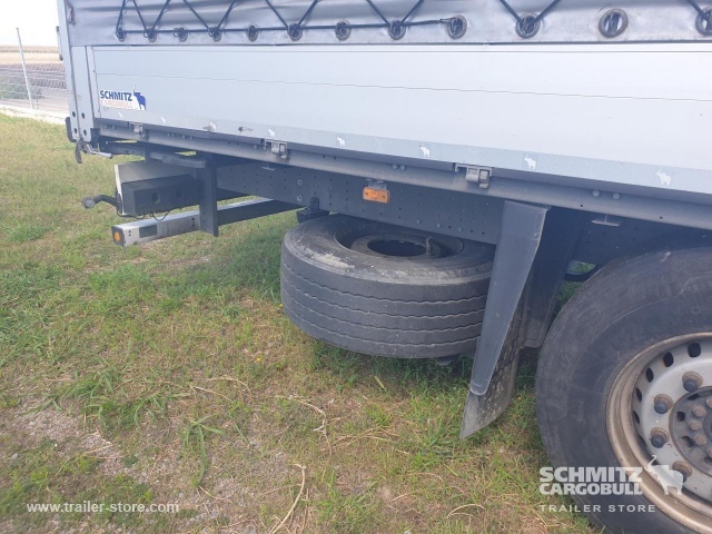 SCHMITZ Curtainsider Standard - Semirremolque lona: foto 4 SCHMITZ Curtainsider Standard - Semirremolque lona: foto 4