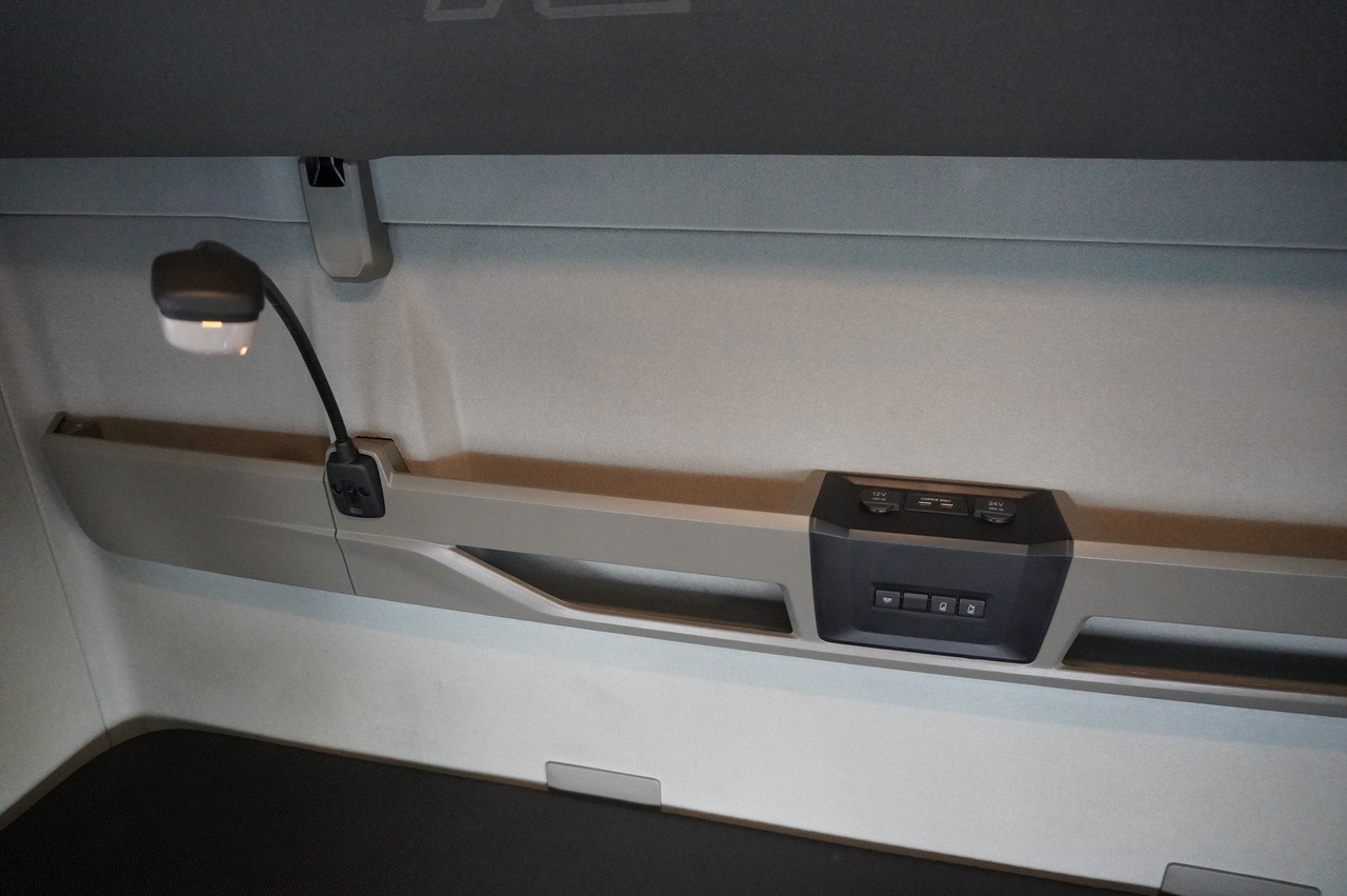 Cabeza tractora MAN MAN TGX 18.510 E6 4×2 tractor unit / Retarder / Sleeper cab / 2023 / 4 units: foto 27