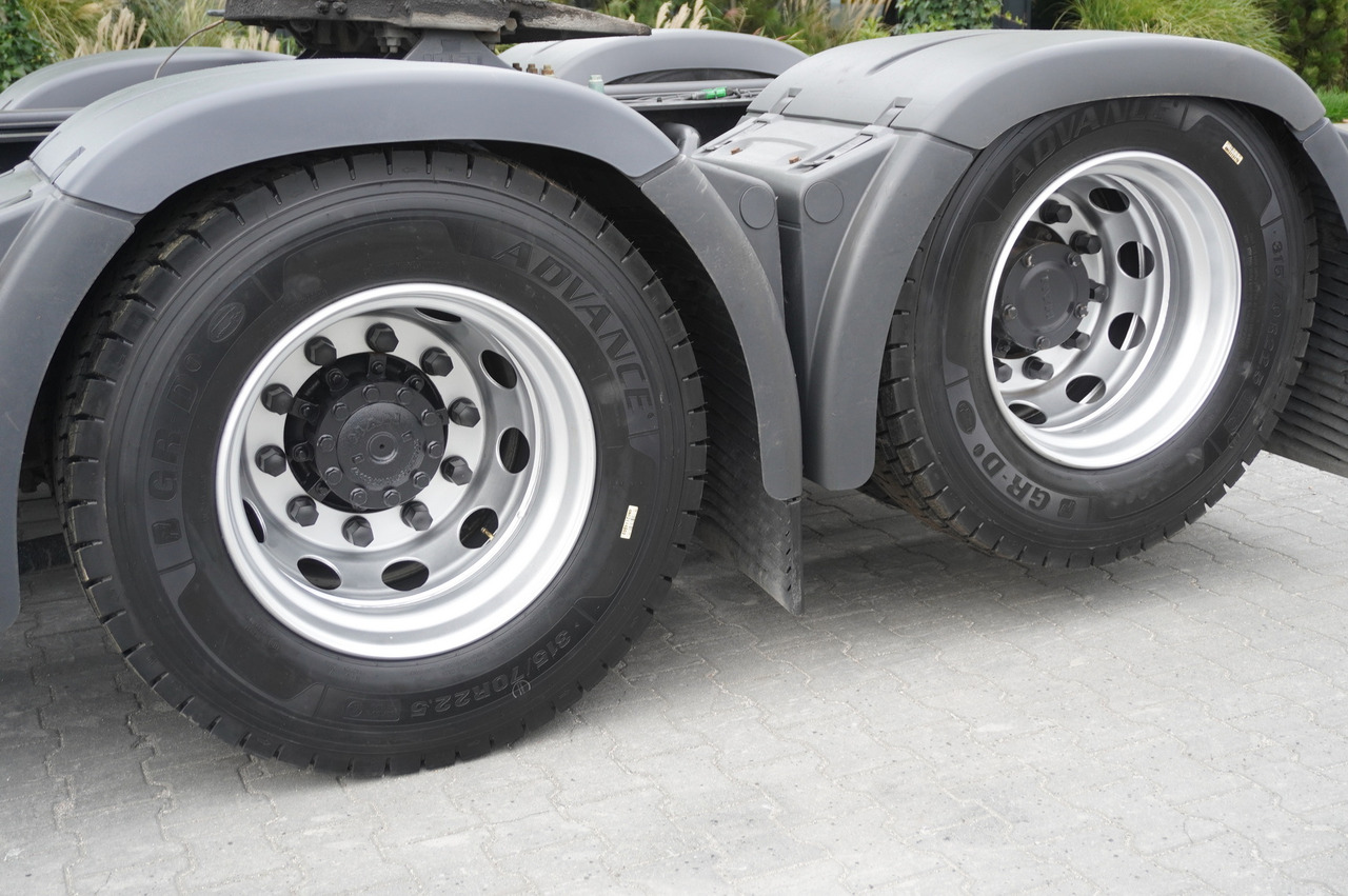 Cabeza tractora MAN TGX 28.510 6x2 / Sleeper cab / NEW tires / GVW 65 t: foto 7 Cabeza tractora MAN TGX 28.510 6x2 / Sleeper cab / NEW tires / GVW 65 t: foto 7