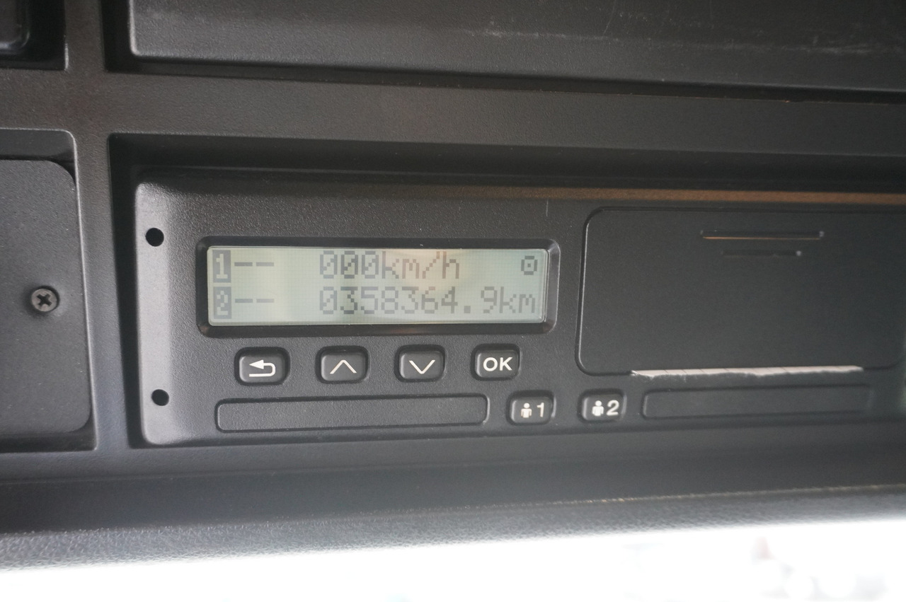 Cabeza tractora MAN TGX 28.510 6x2 / Sleeper cab / NEW tires / GVW 65 t: foto 20 Cabeza tractora MAN TGX 28.510 6x2 / Sleeper cab / NEW tires / GVW 65 t: foto 20