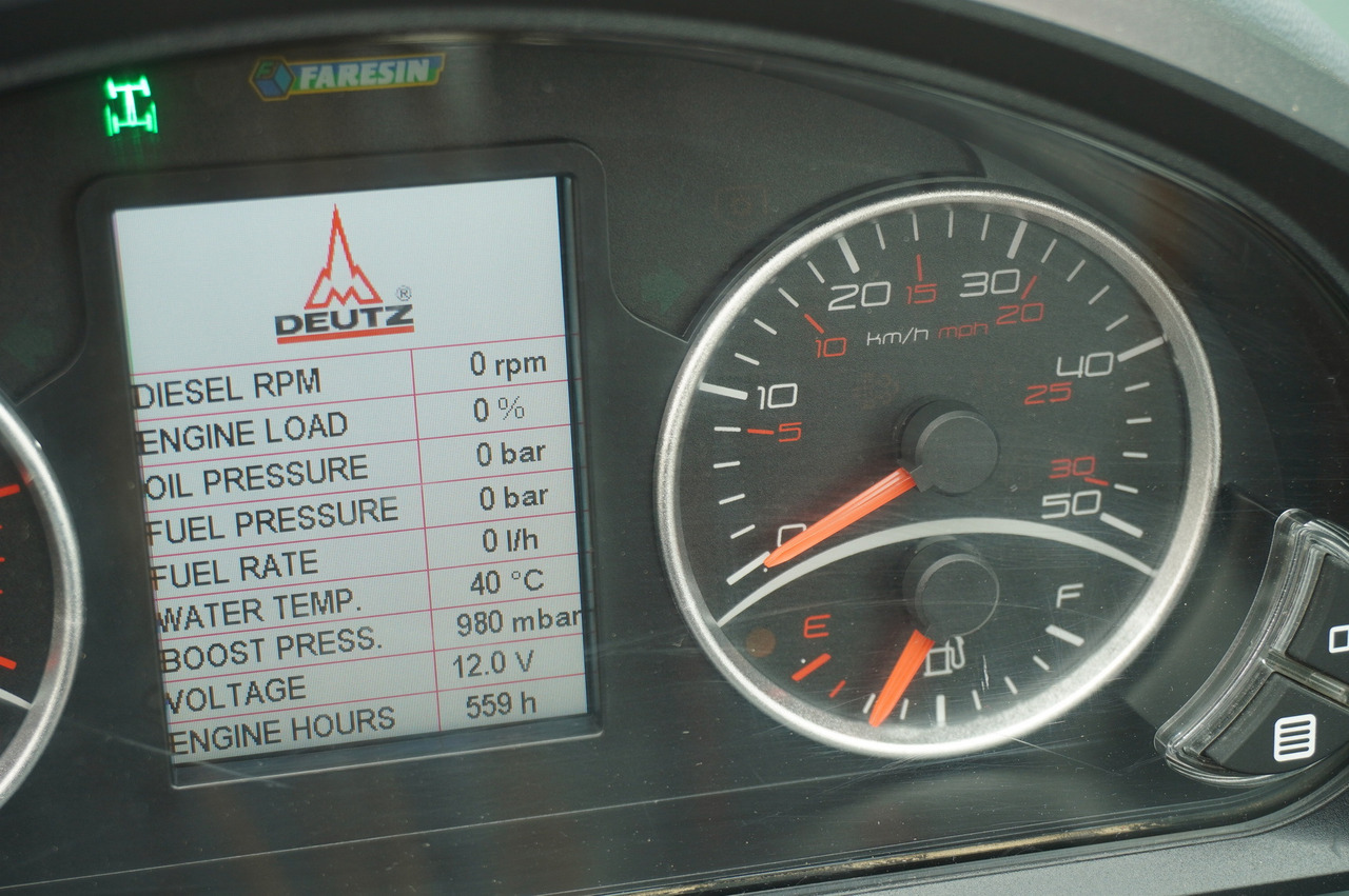 Faresin 730C Classic 55 /  NEW / 550 MTH!!! / reach 7 m / joystick - Cargadora de ruedas telescópica: foto 2 Faresin 730C Classic 55 /  NEW / 550 MTH!!! / reach 7 m / joystick - Cargadora de ruedas telescópica: foto 2