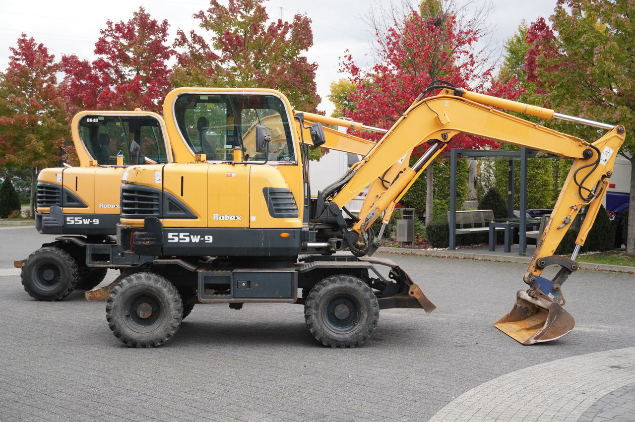 Hyundai Robex 55W-9 Wheeled Excavator 5.5t / 2pcs - Miniexcavadora: foto 3 Hyundai Robex 55W-9 Wheeled Excavator 5.5t / 2pcs - Miniexcavadora: foto 3