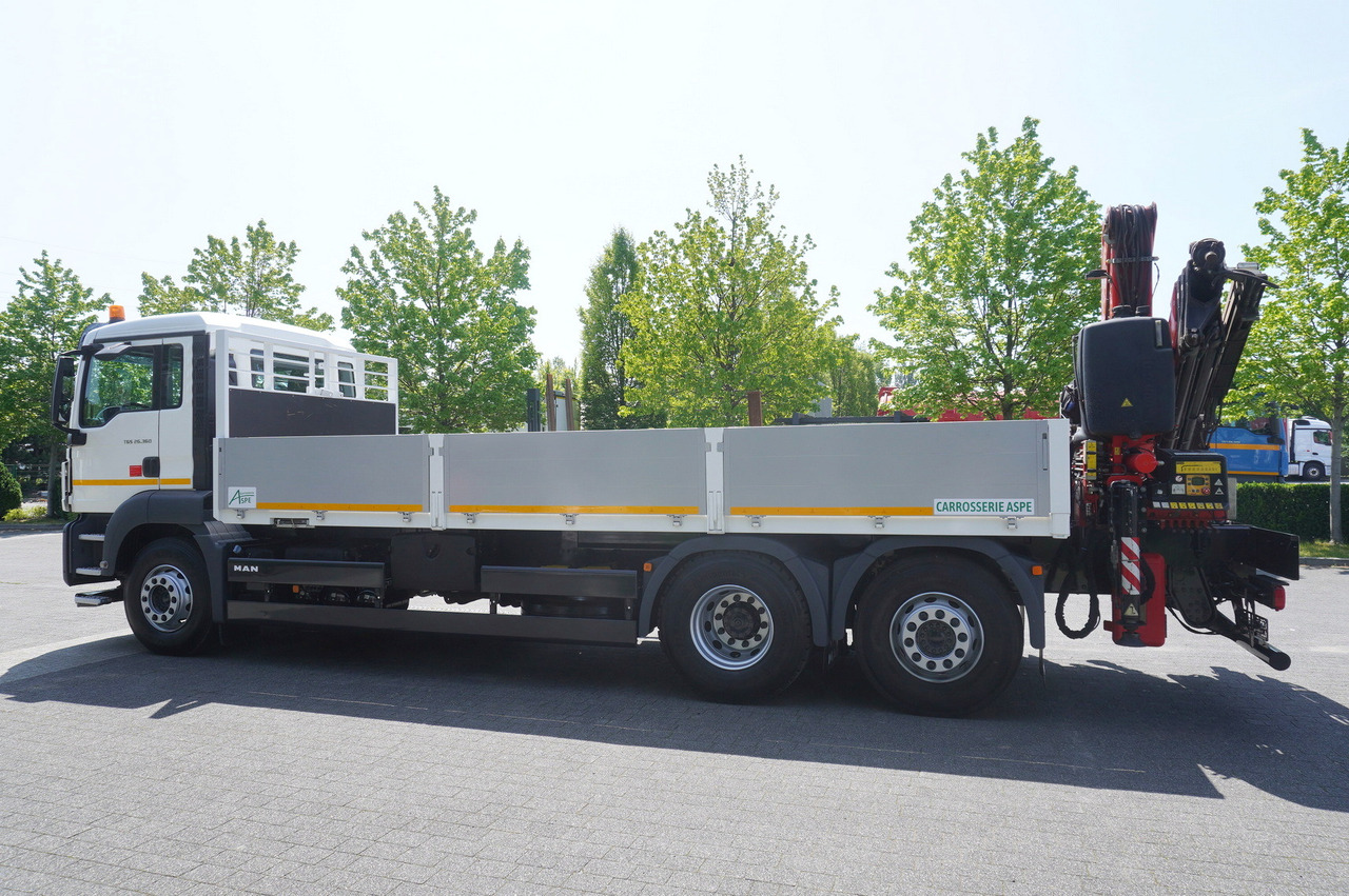 Camión caja abierta, Camión grúa MAN TGS 26.360 Flatbed / Fassi F175 7.7 T / steered 3rd axle: foto 7