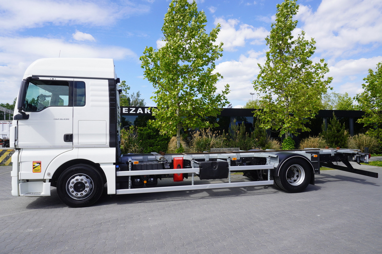 MAN TGX 18.430 / BDF 7.5 m / sleeping cab / 2021 - Camión portacontenedore/ Intercambiable: foto 2 MAN TGX 18.430 / BDF 7.5 m / sleeping cab / 2021 - Camión portacontenedore/ Intercambiable: foto 2