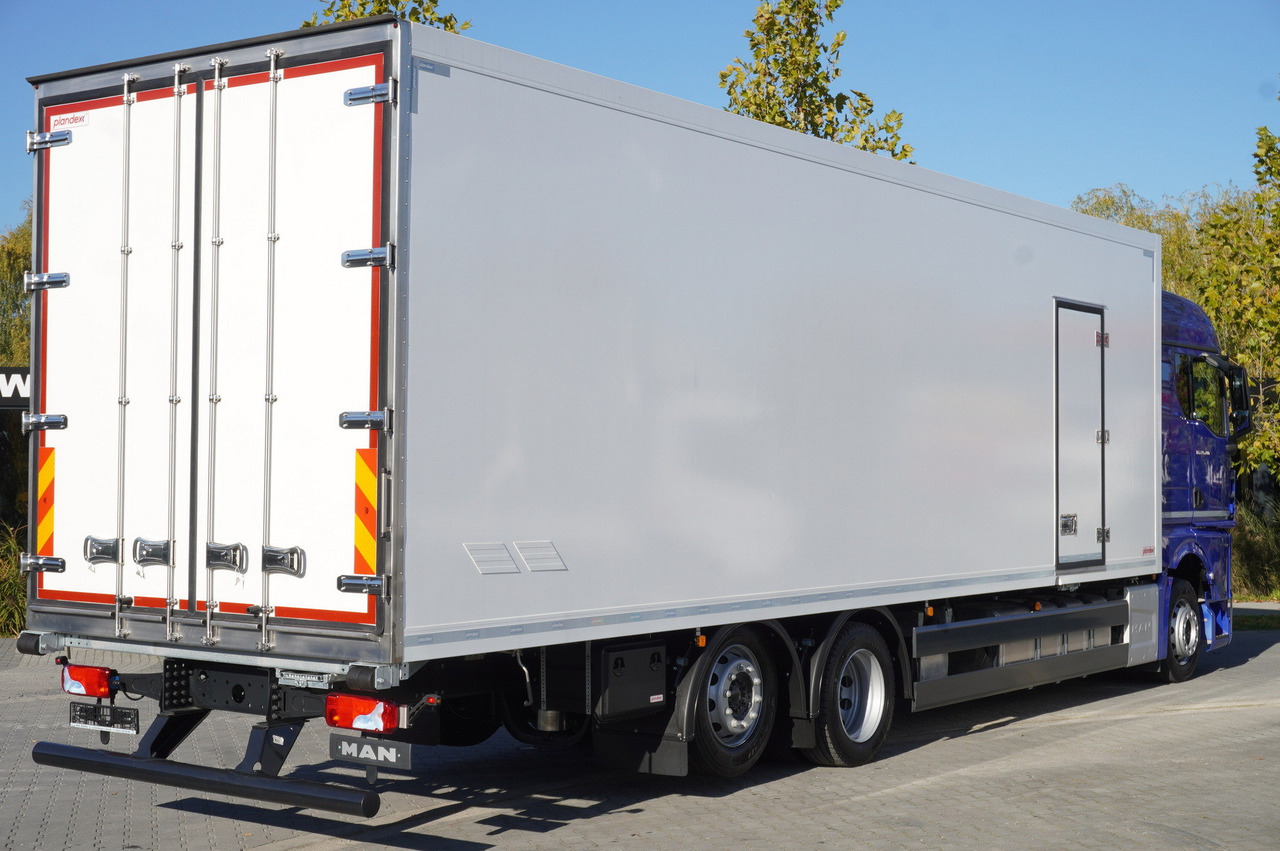 MAN TGX 26.400 / Plandex 23 palety / Carrier Supra 1150 MT - Camión isotérmico: foto 3 MAN TGX 26.400 / Plandex 23 palety / Carrier Supra 1150 MT - Camión isotérmico: foto 3