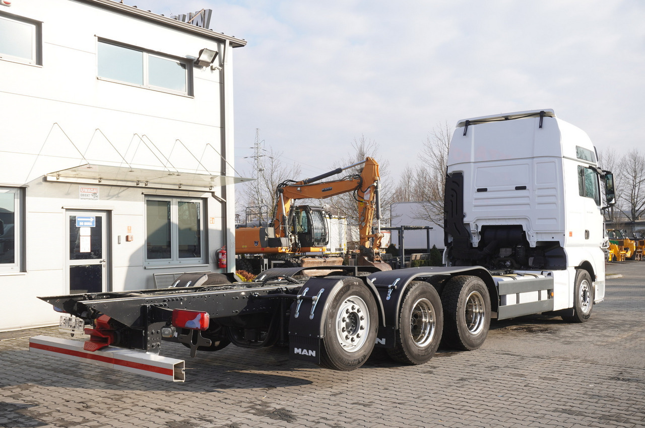 MAN TGX 35.580 E6 8x4/4 - 8.8m chassis frame - Camión chasis: foto 5 MAN TGX 35.580 E6 8x4/4 - 8.8m chassis frame - Camión chasis: foto 5