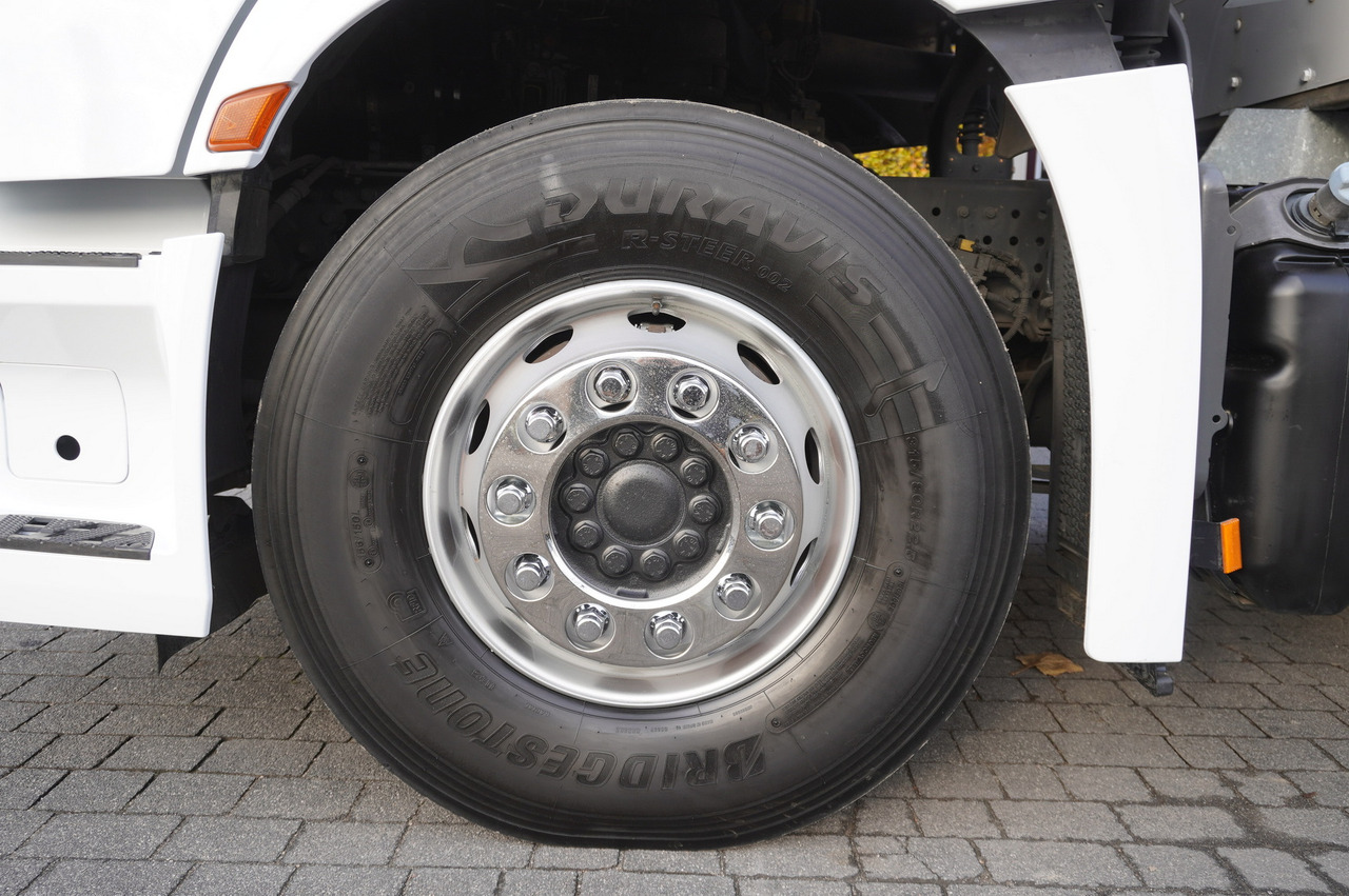 Camión lona MERCEDES-BENZ Actros 1835 E6 4×2 / Curtainsider 21 pallets / tail lift 1.5t: foto 17 Camión lona MERCEDES-BENZ Actros 1835 E6 4×2 / Curtainsider 21 pallets / tail lift 1.5t: foto 17