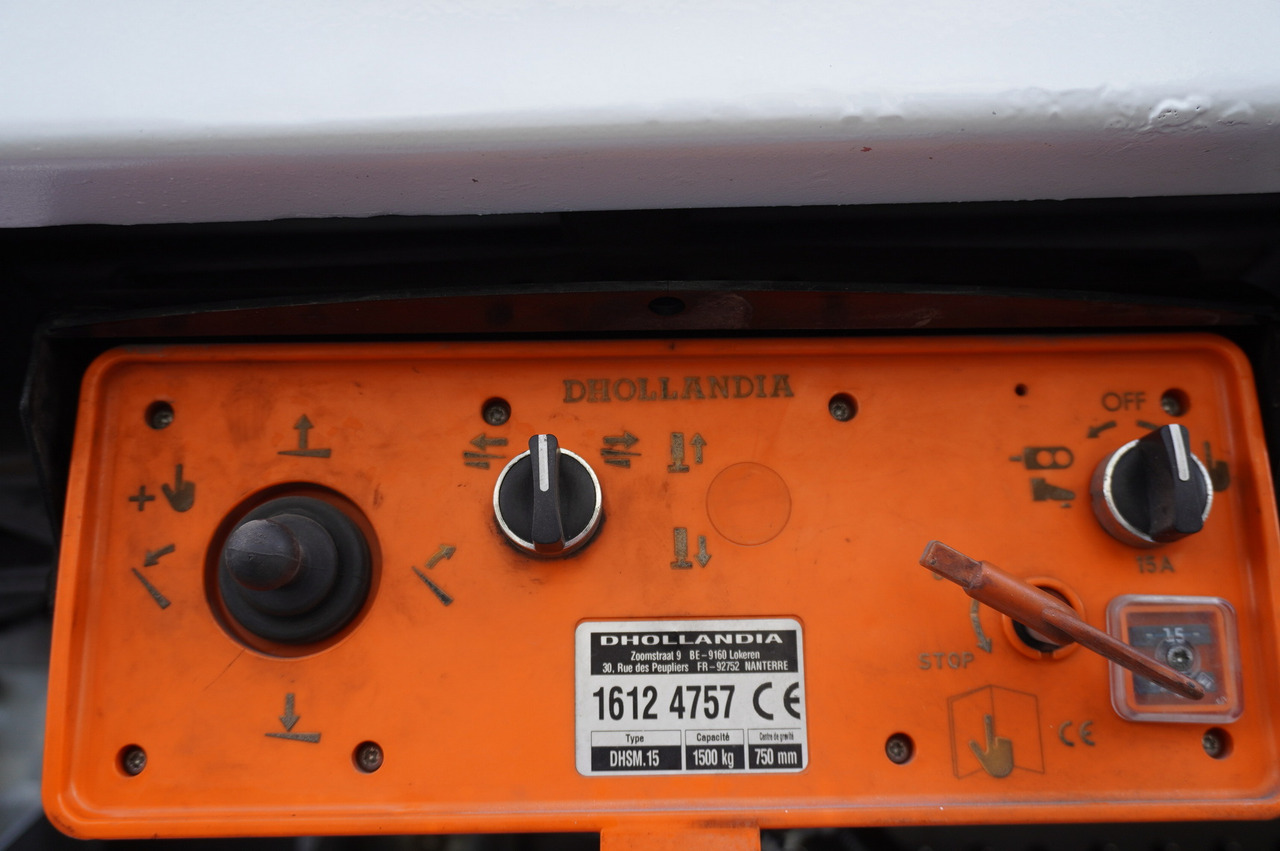 Camión lona MERCEDES-BENZ Actros 1835 E6 4×2 / Curtainsider 21 pallets / tail lift 1.5t: foto 22 Camión lona MERCEDES-BENZ Actros 1835 E6 4×2 / Curtainsider 21 pallets / tail lift 1.5t: foto 22