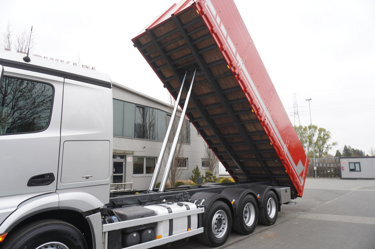 Camión caja abierta MERCEDES-BENZ Actros 3563 8x4 / Tipper for grain 20 t load capacity: foto 15